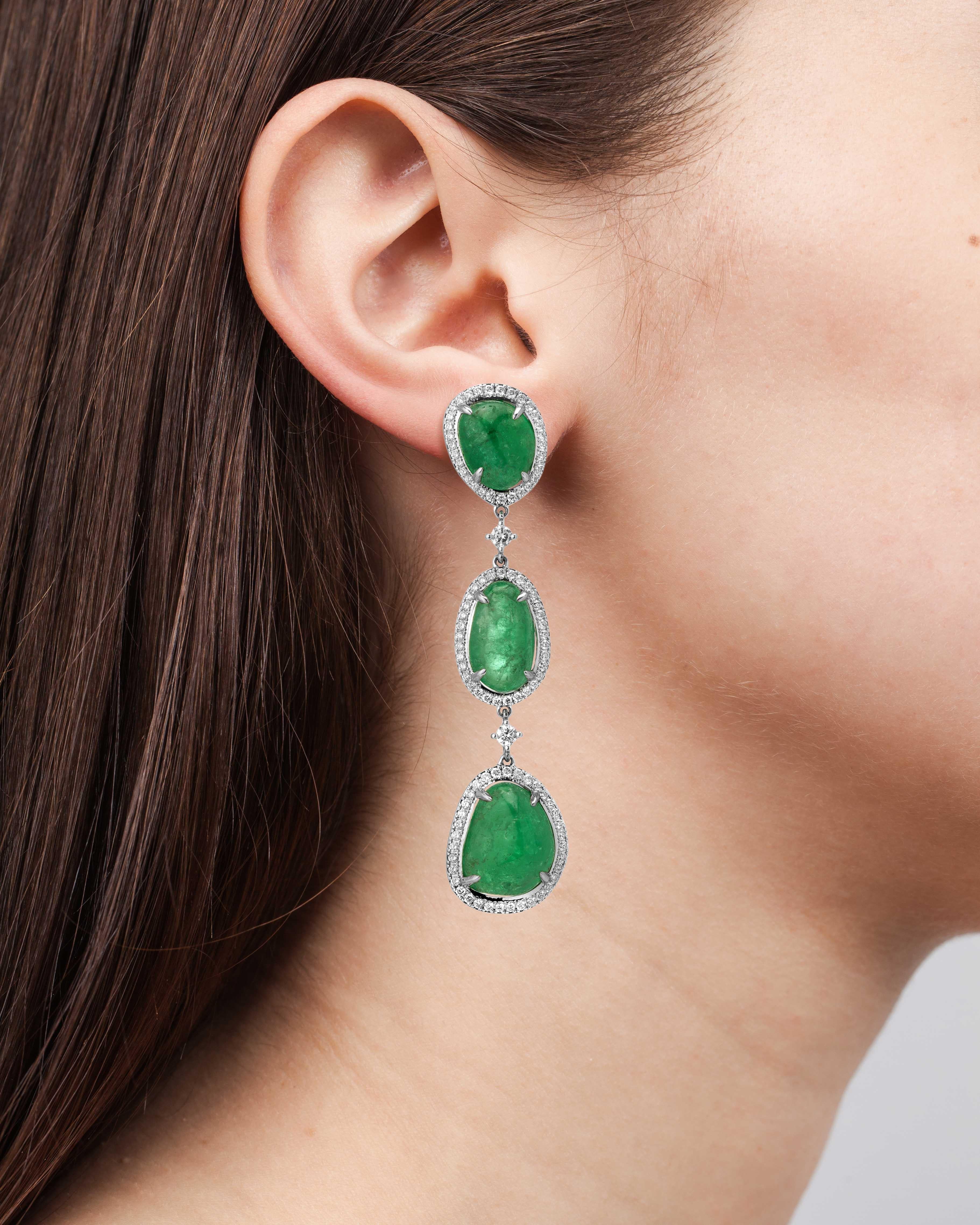 Contemporary Muzo Emerald Colombia Emerald Diamonds 18K White Gold Drop Earrings For Sale