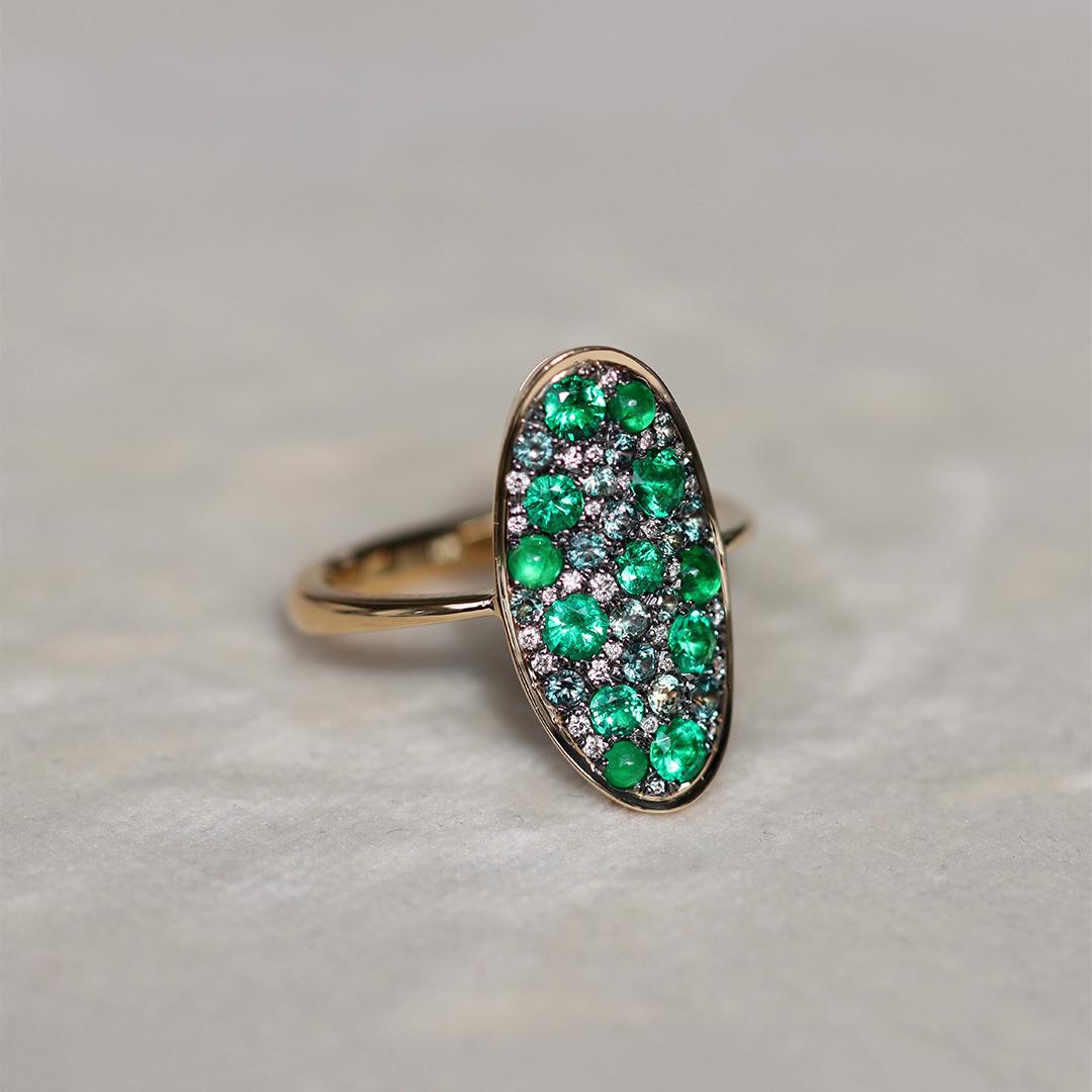 Muzo Emerald Colourchanging Alexandrite Diamond Pave Ring For Sale 5