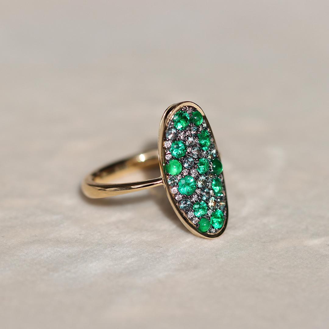 Muzo Emerald Colourchanging Alexandrite Diamond Pave Ring For Sale 7