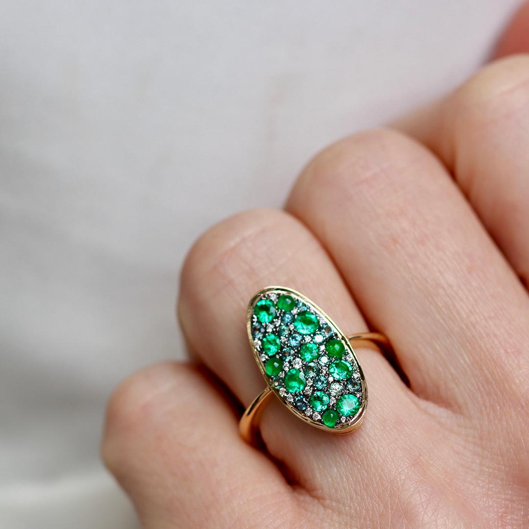 Muzo Emerald Colourchanging Alexandrite Diamond Pave Ring For Sale 13