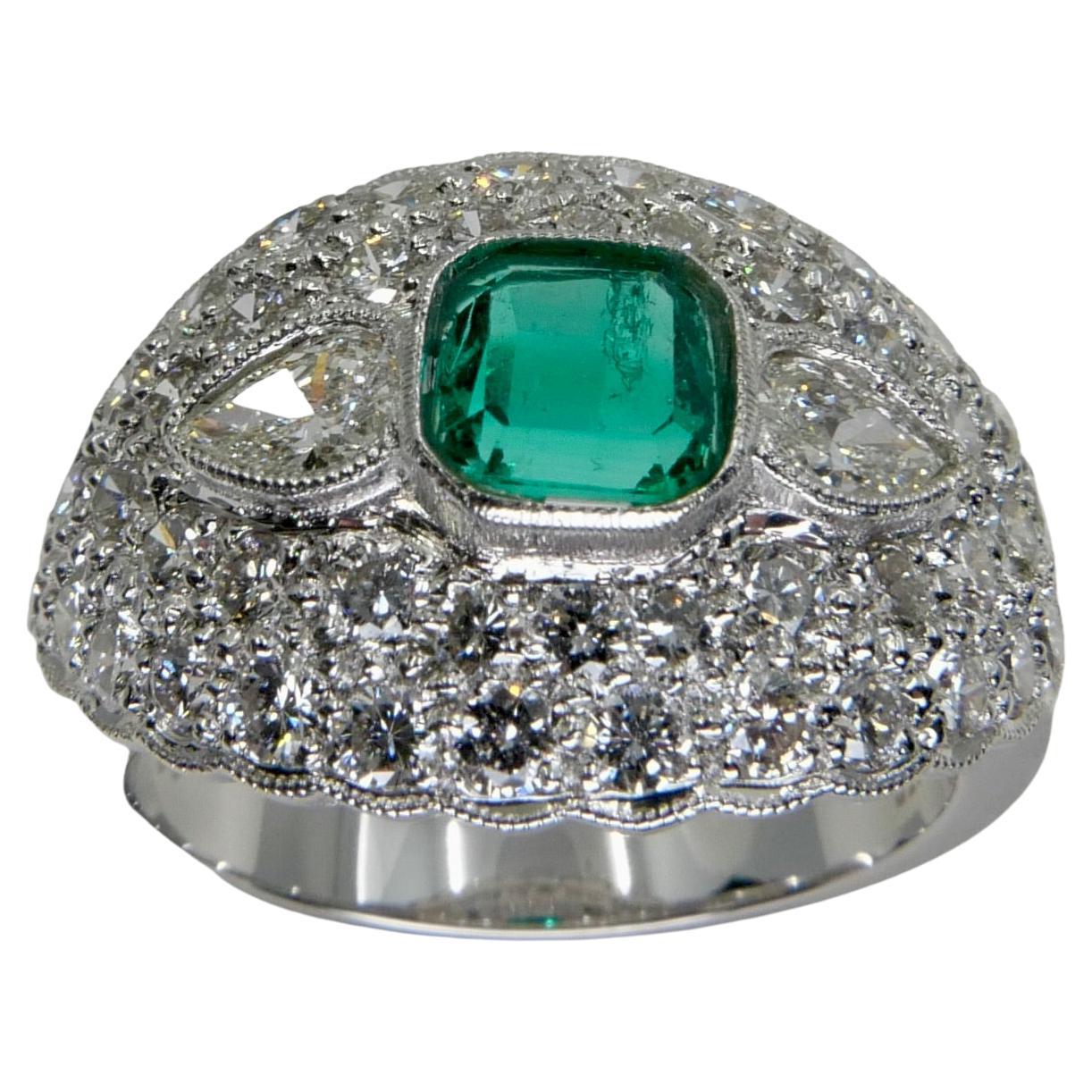 Muzo Green Emerald & Diamond Ring, Vivid Green and Transparent For Sale 5
