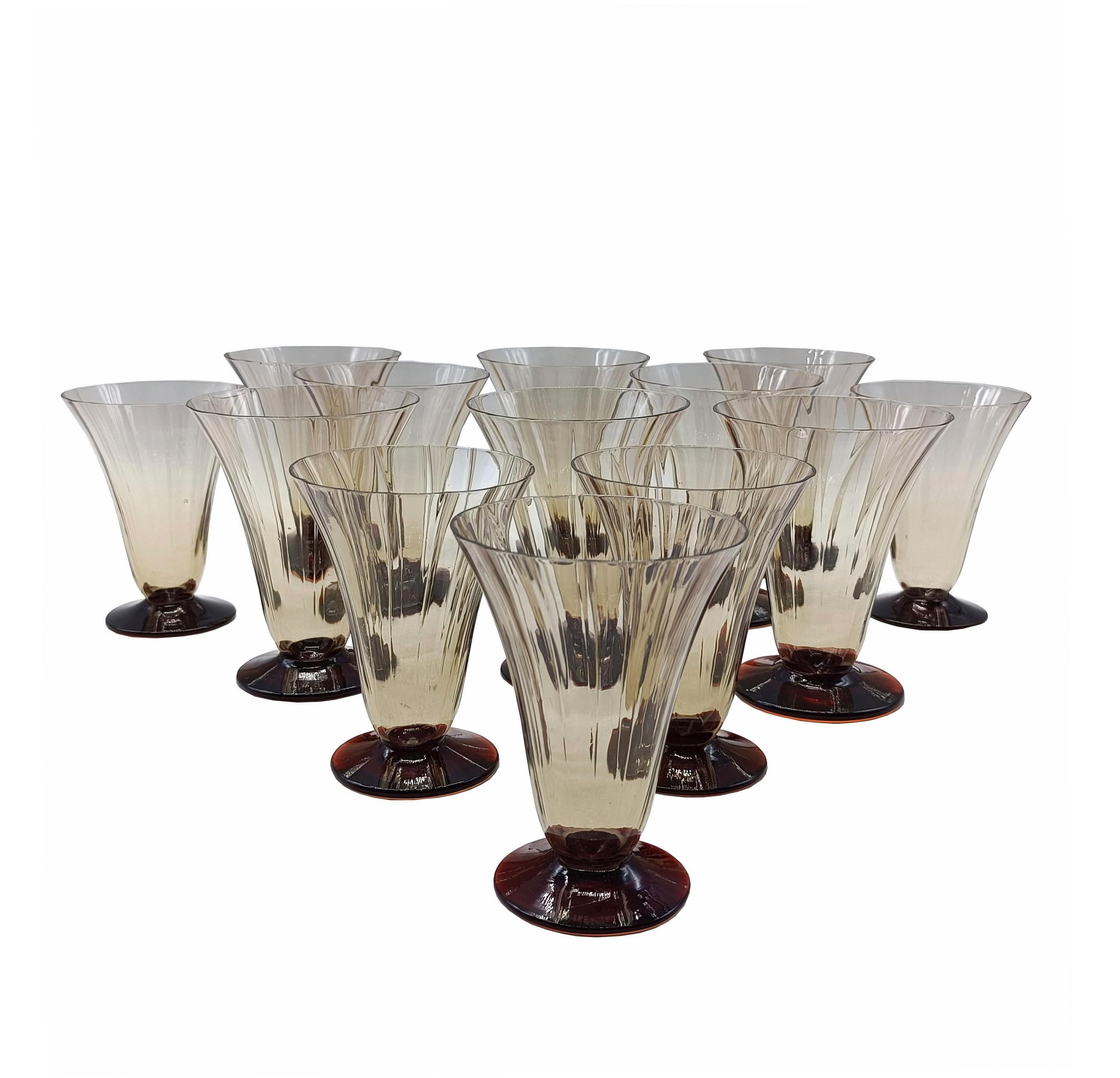 Mid-Century Modern MVM Cappellin Set of 12 Art Deco' Murano Glass Goblets, Italy 1930s For Sale