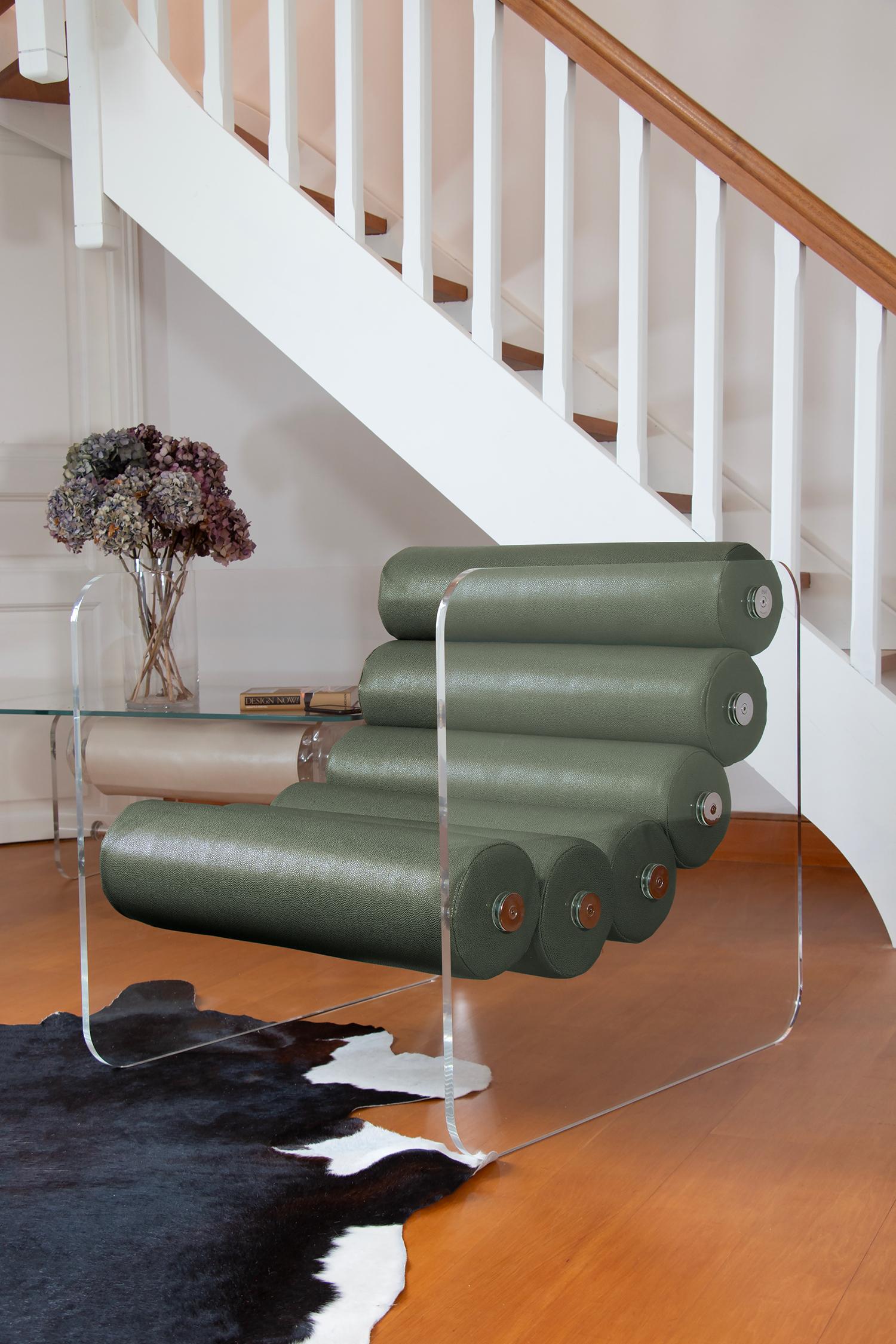 Contemporary MW02 armchair in Bauhaus style with vegan leather seat in brown, by MW designer For Sale