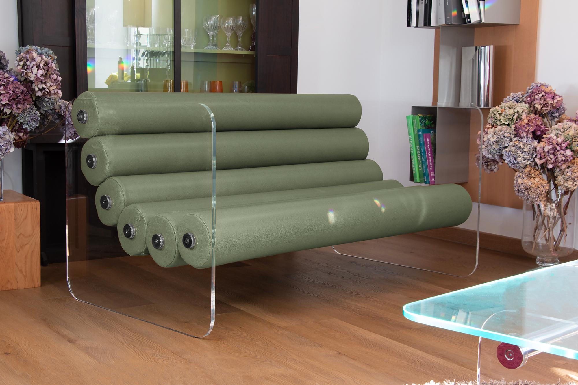 MW02 sofa in Bauhaus style With altuglass panels designed by Olivier Santini. In New Condition For Sale In Beaumont-Louestault, FR