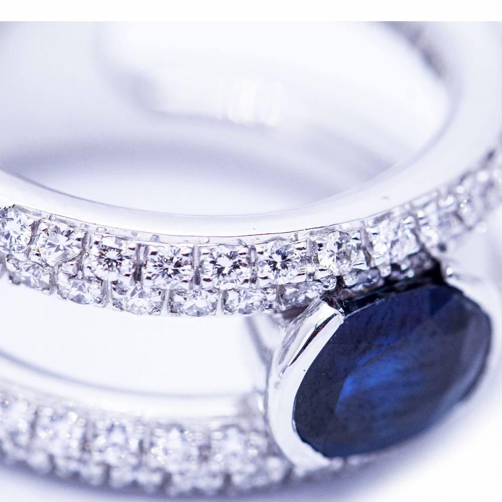 MYANMAR Ring mit Diamanten und Saphiren. im Angebot 2