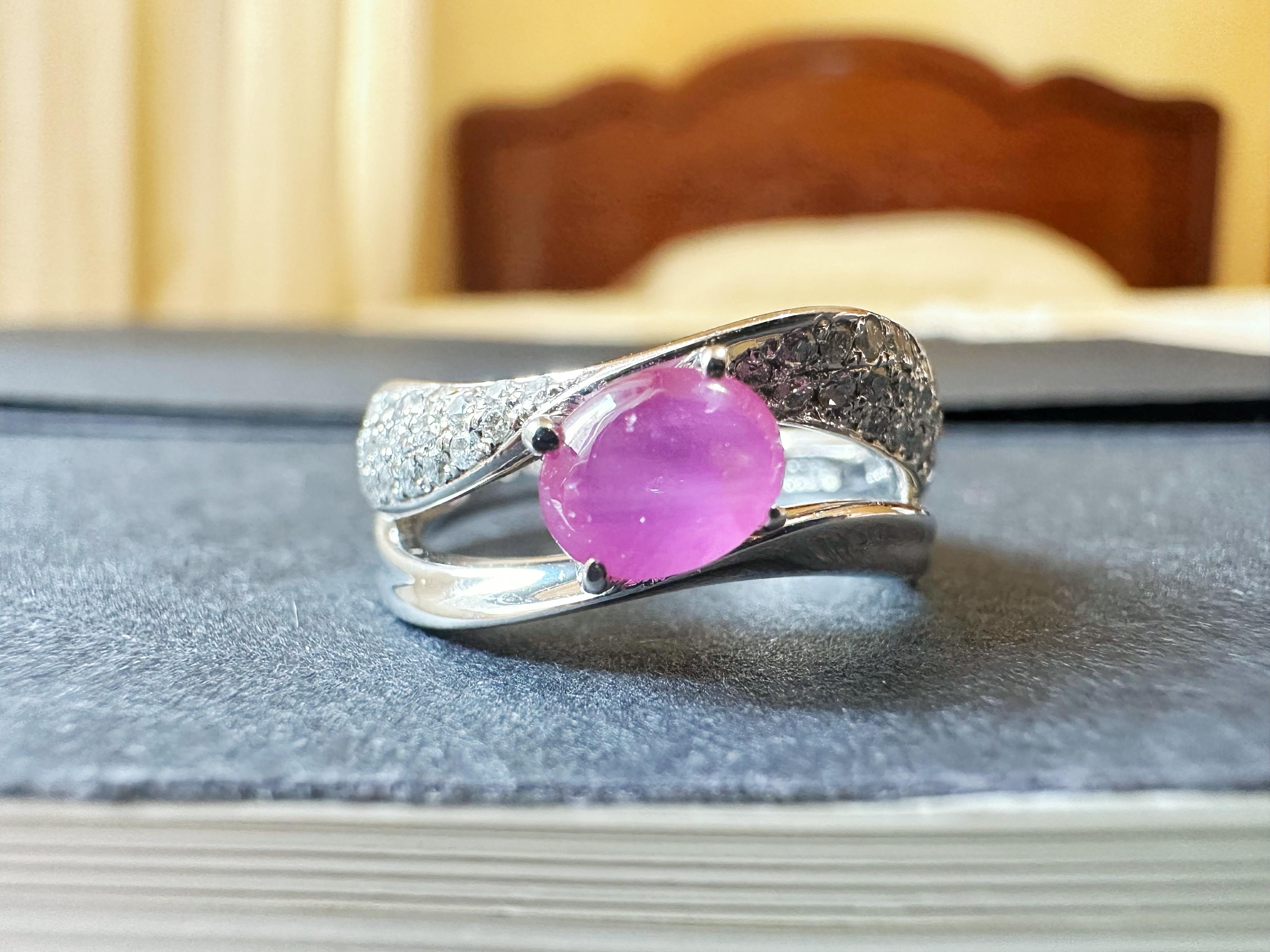 Art déco Bague Myanmar Star Ruby Diamond : Or blanc platine, rubis de Birmanie en vente