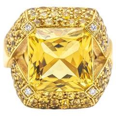 MYANMAR Ring aus Gelbgold und Saphiren.