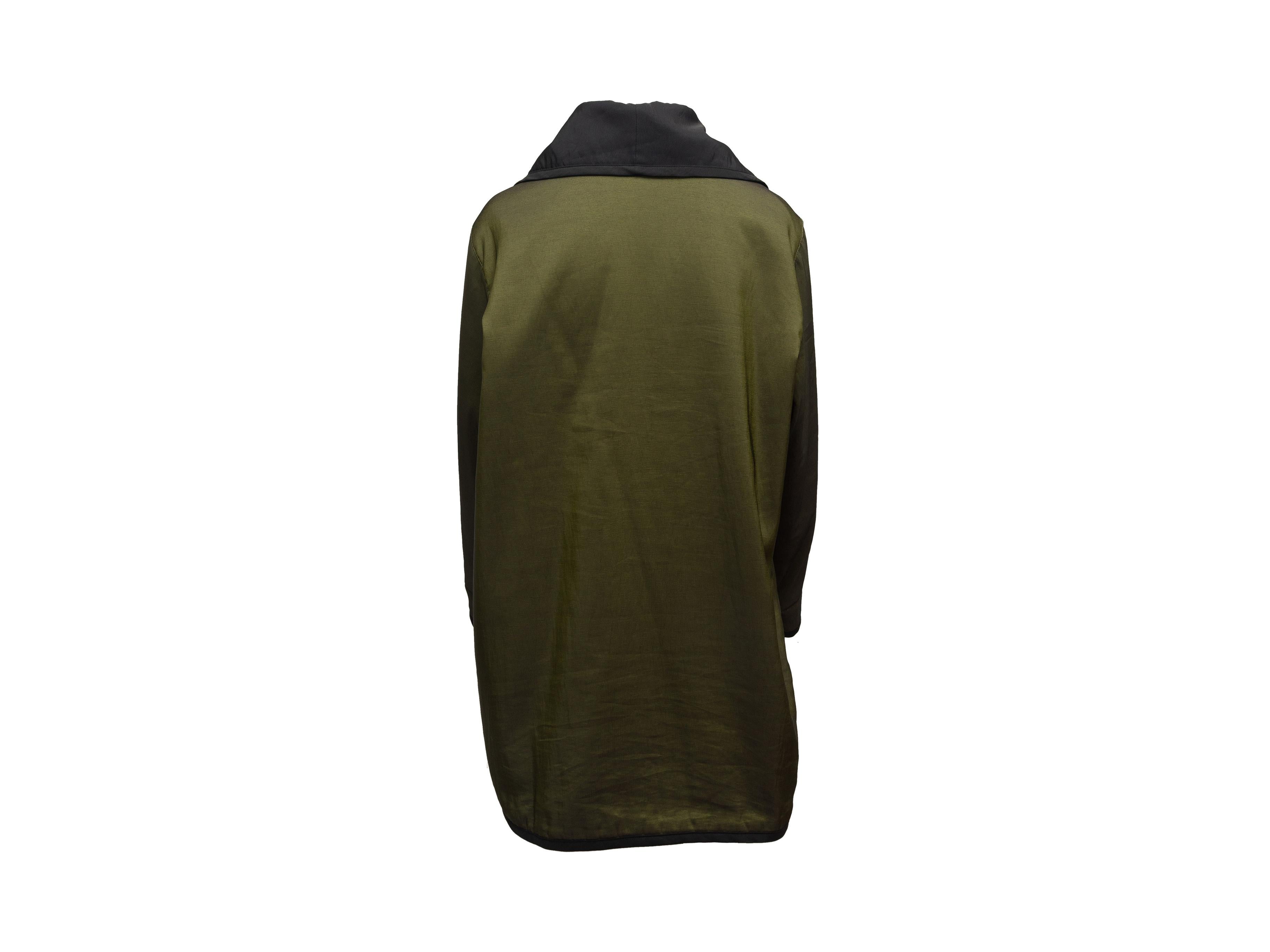 Mycra PAC Olive & Schwarzer Reversible Coat im Zustand „Hervorragend“ in New York, NY