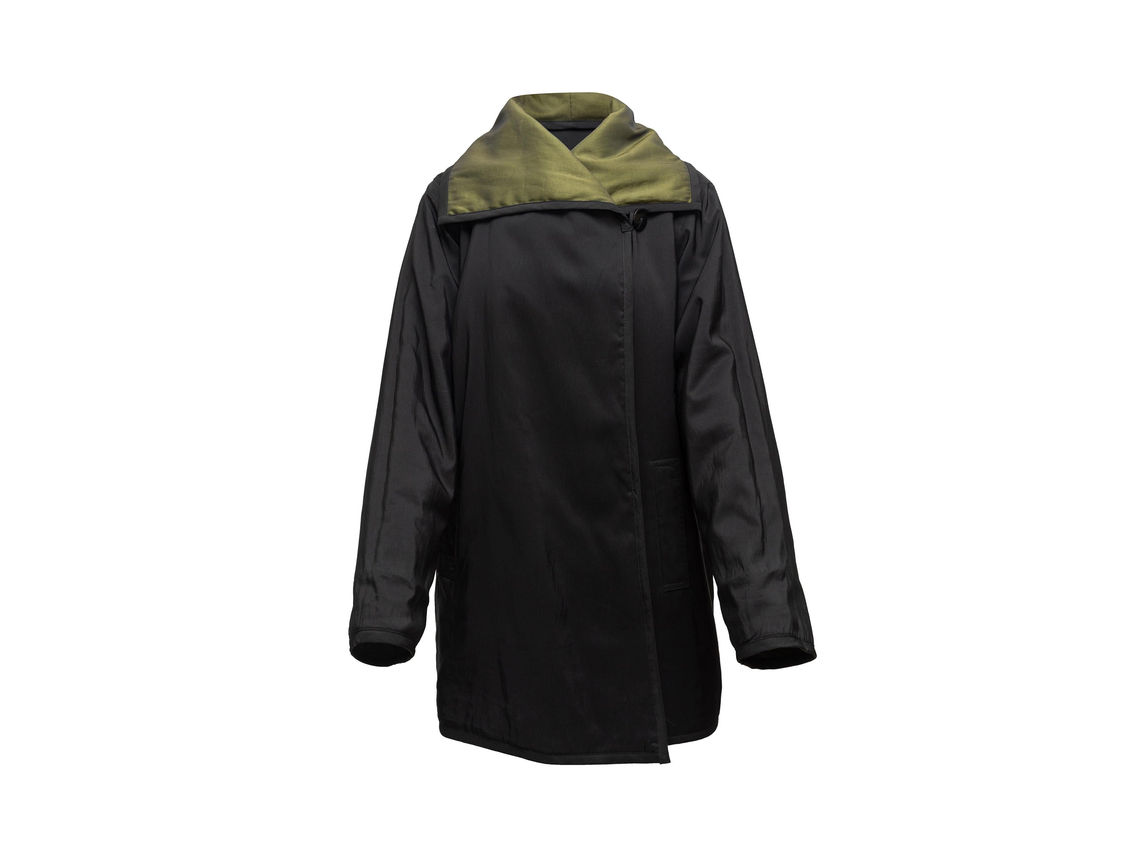 Mycra PAC Olive & Schwarzer Reversible Coat 3