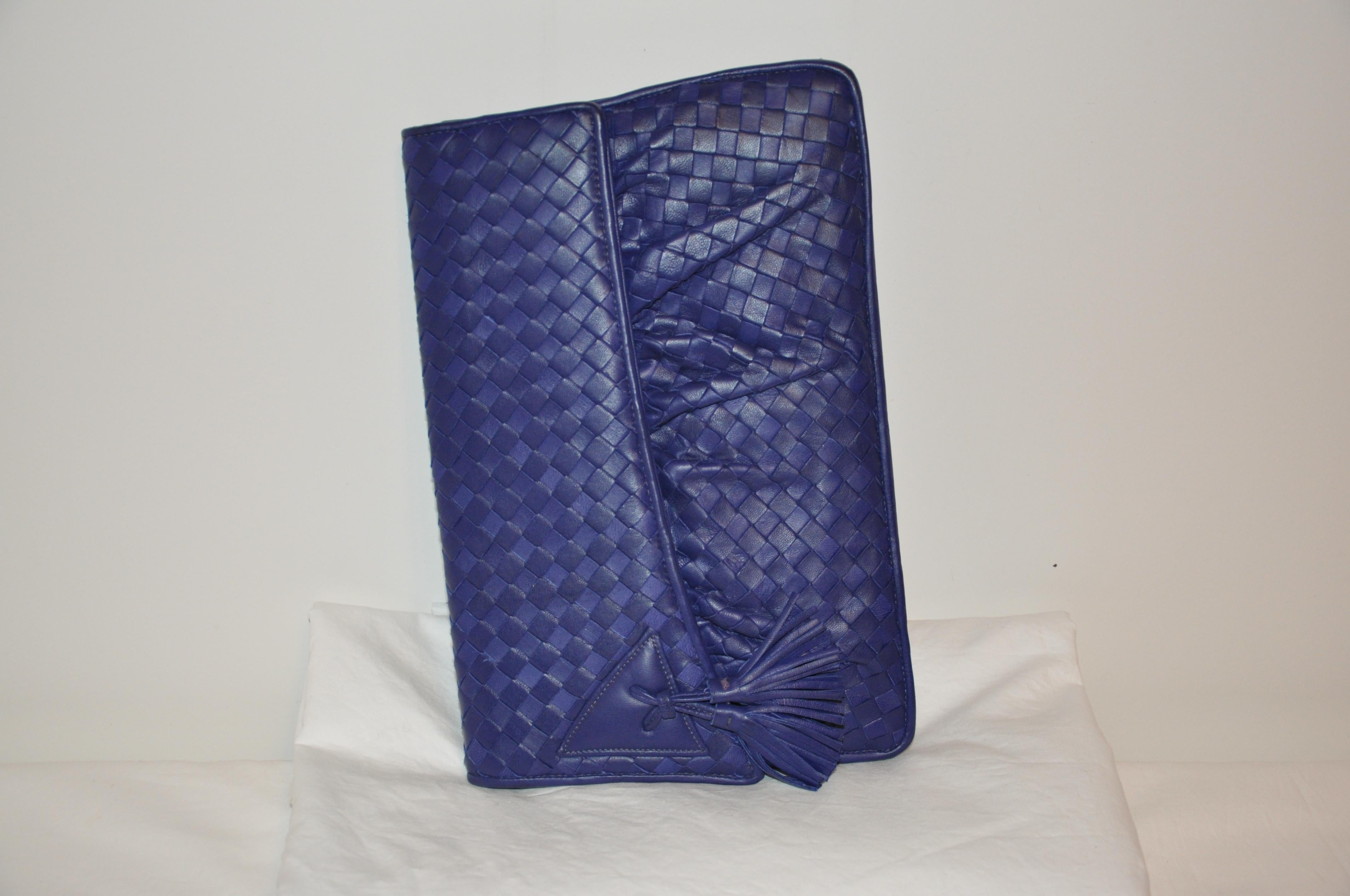 Myers Deep Lapis-Blue Soft Woven Lambskin Clutch with Optional Shoulder Straps In Good Condition For Sale In New York, NY