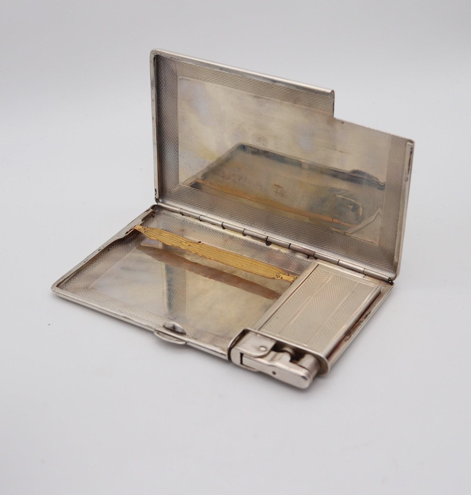 Mid-20th Century MYLFLAM ENGLAND Dublin 1949 Compendium Lighter Case In .925 Sterling Silver For Sale