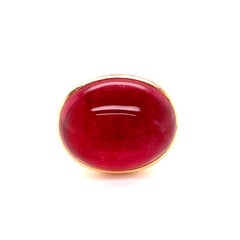 Georg Spreng - My Medallion Ring 18 Karat Rosé Gold Oval Red Rubelite Cabochon