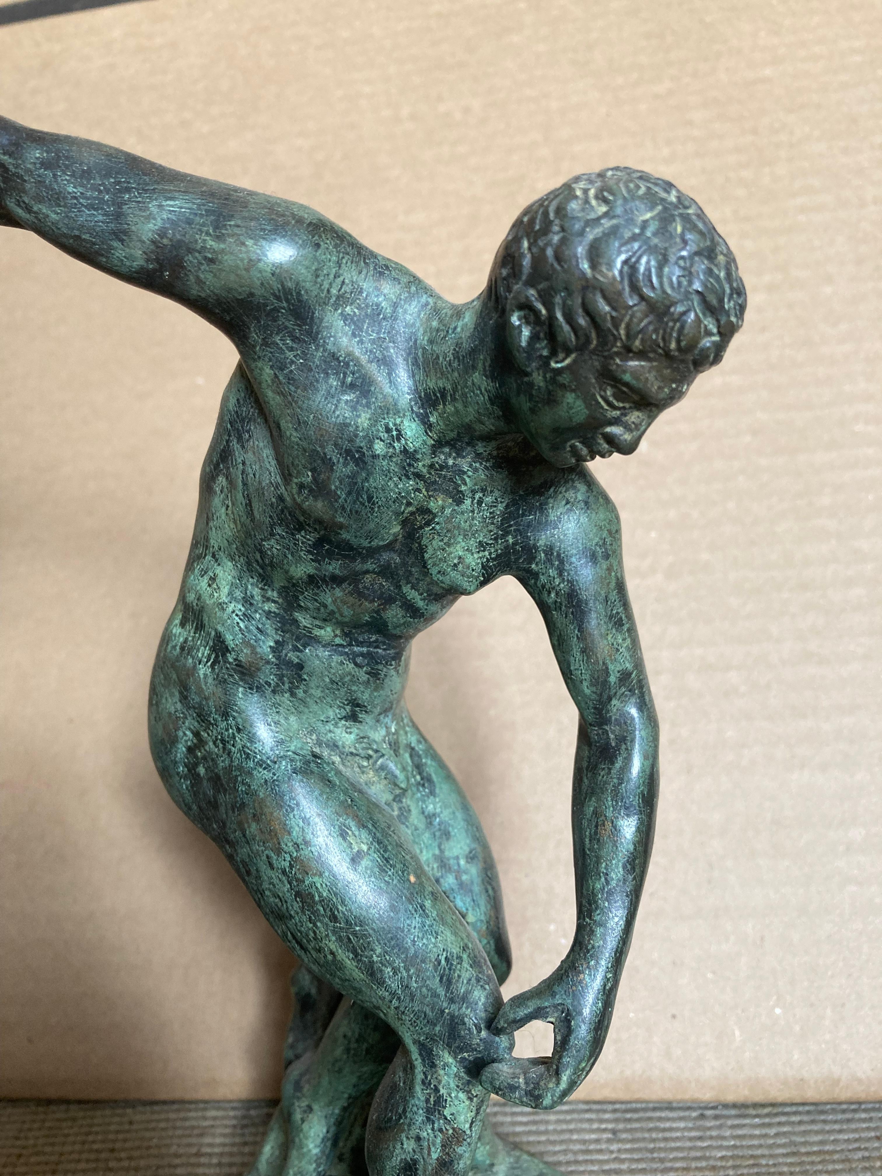 The Discus Thrower (Discobolus) - Antique Bronze Statue after Myron For Sale 1