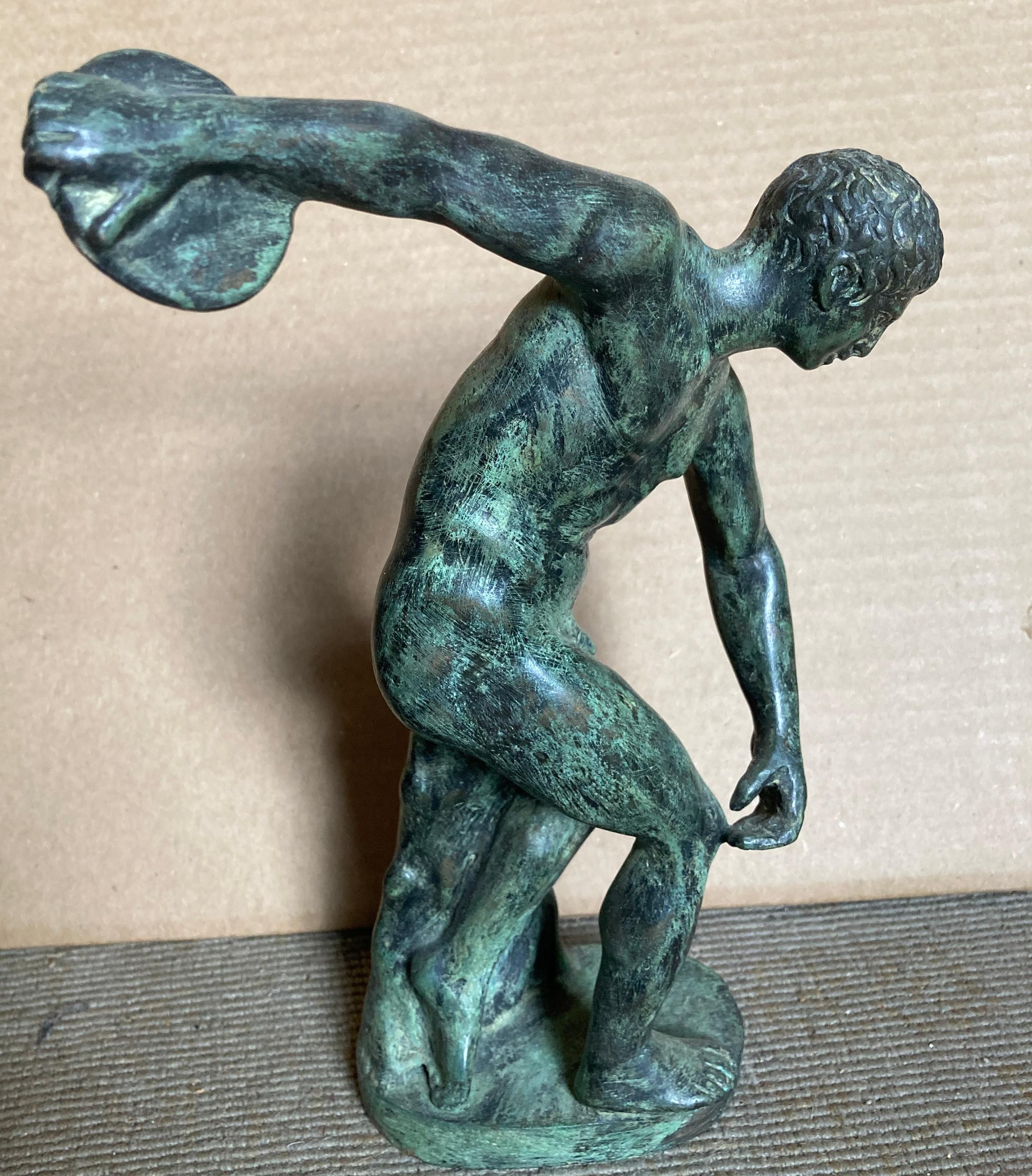 The Discus Thrower (Discobolus) - Antique Bronze Statue after Myron For Sale 2