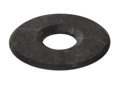 Myron Trivet, Black by Ivan Colominas