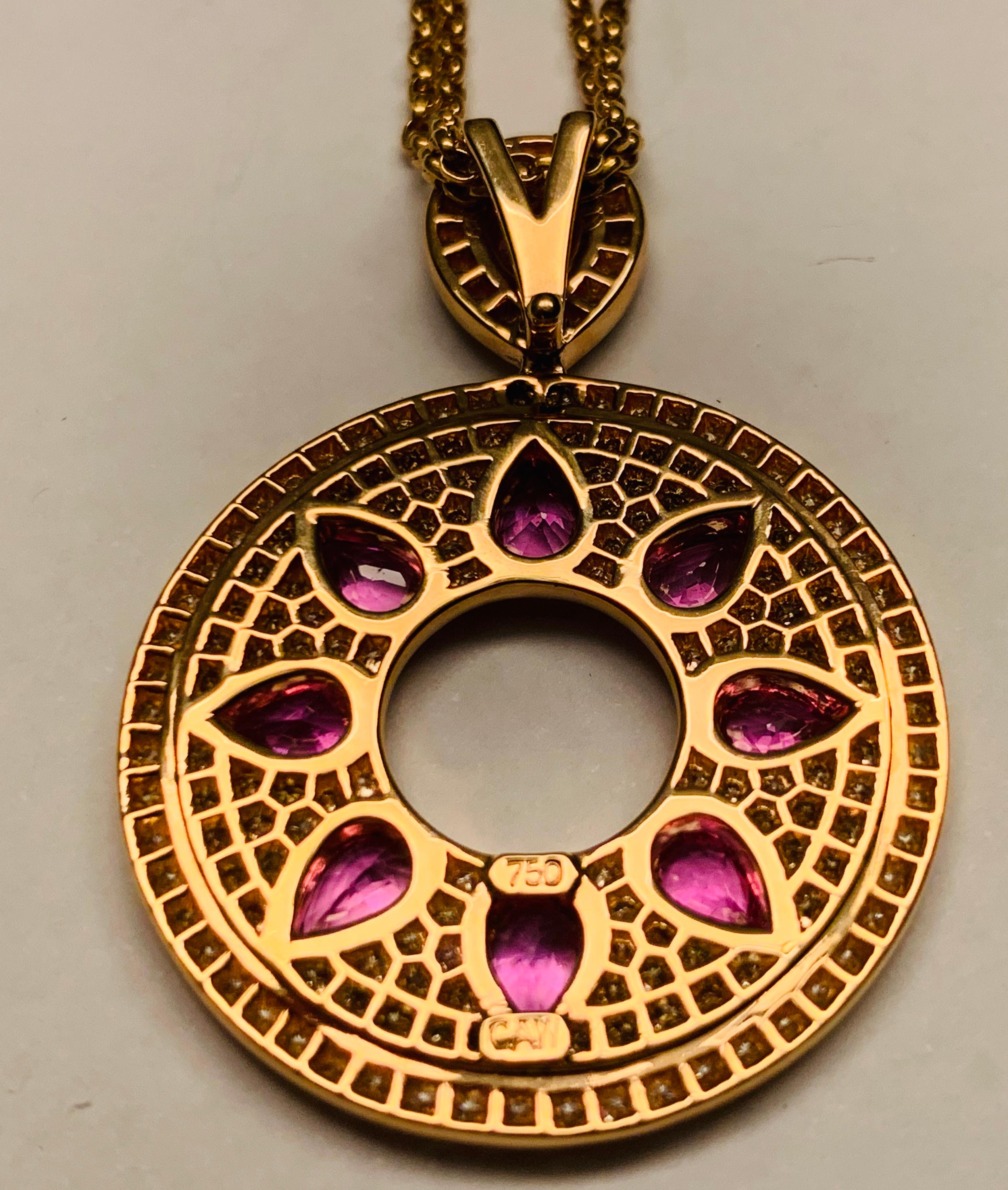 Contemporary Mysterious 18 Karat Gold Pink Sapphire and Diamond Pendant with Chain For Sale