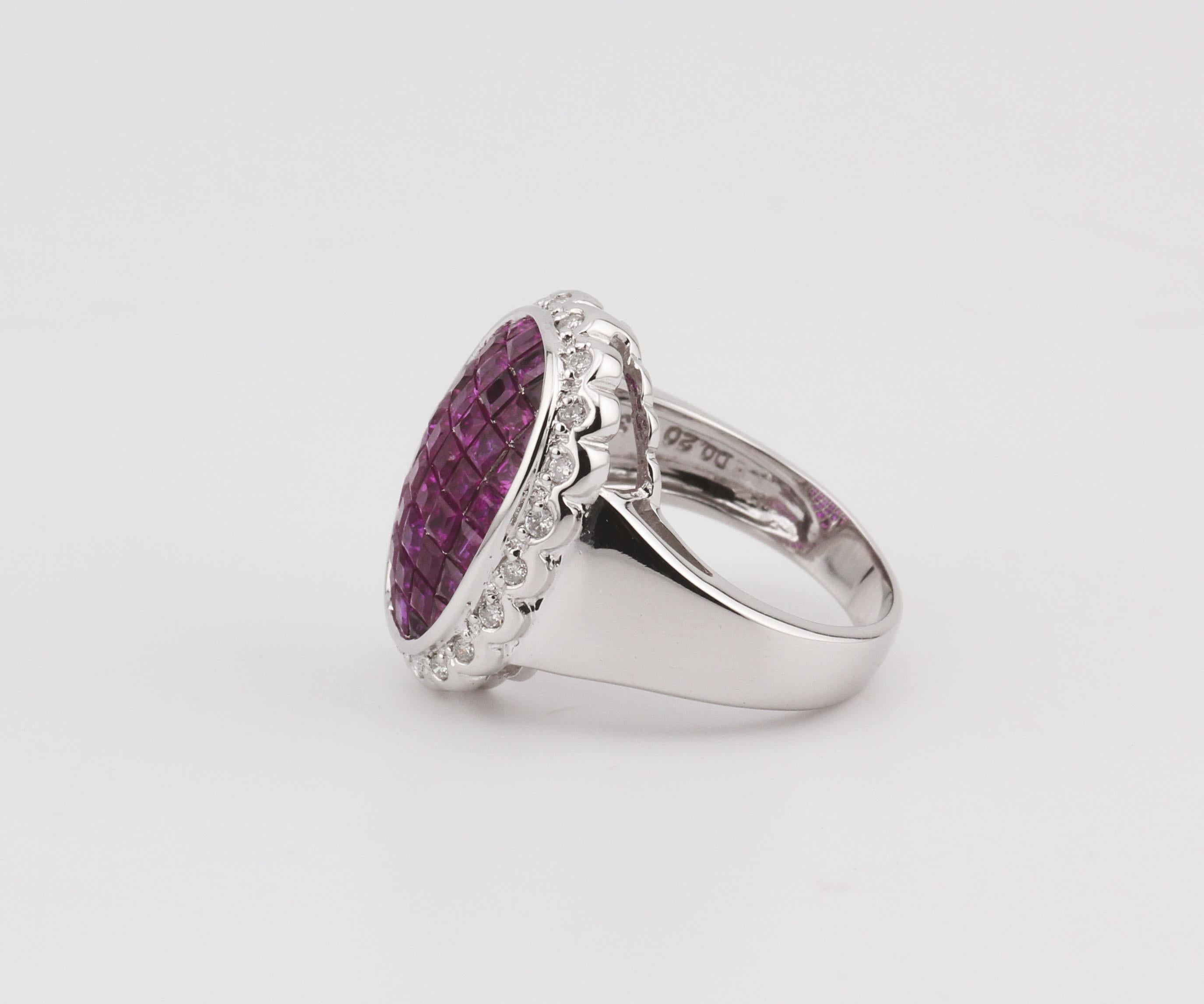 Ring aus 18 Karat Weißgold mit Rubin und Diamant in Mystery-Fassung, Größe 6 Damen im Angebot