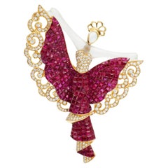 Broche sertie de rubis et de diamants