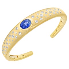 Mystic Bracelet in 18k Yellow Gold with Blue Sapphire by Future Fortune Jewelry