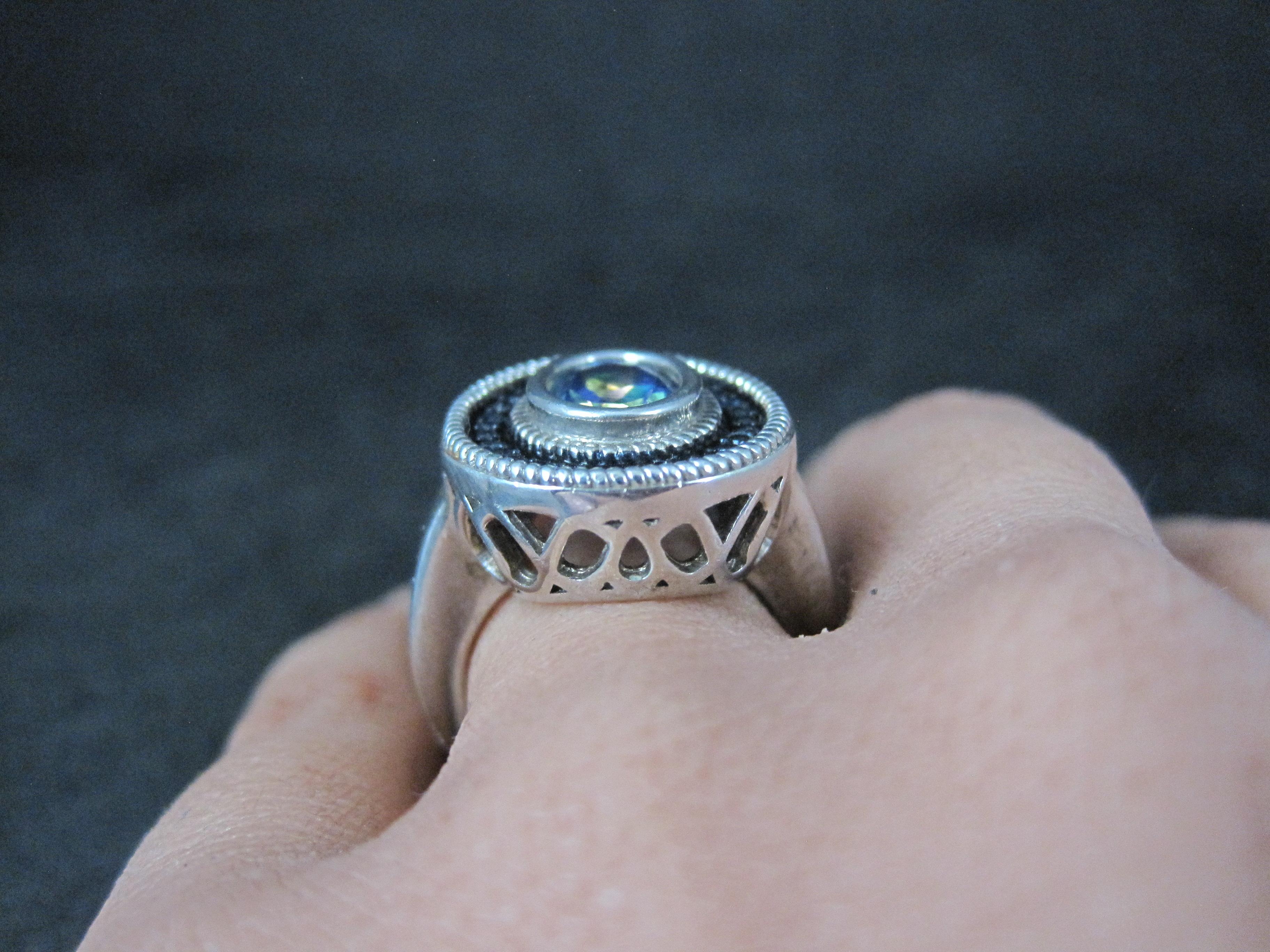 Bague mystique avec topaze bleue et diamants, taille 6 en vente 4