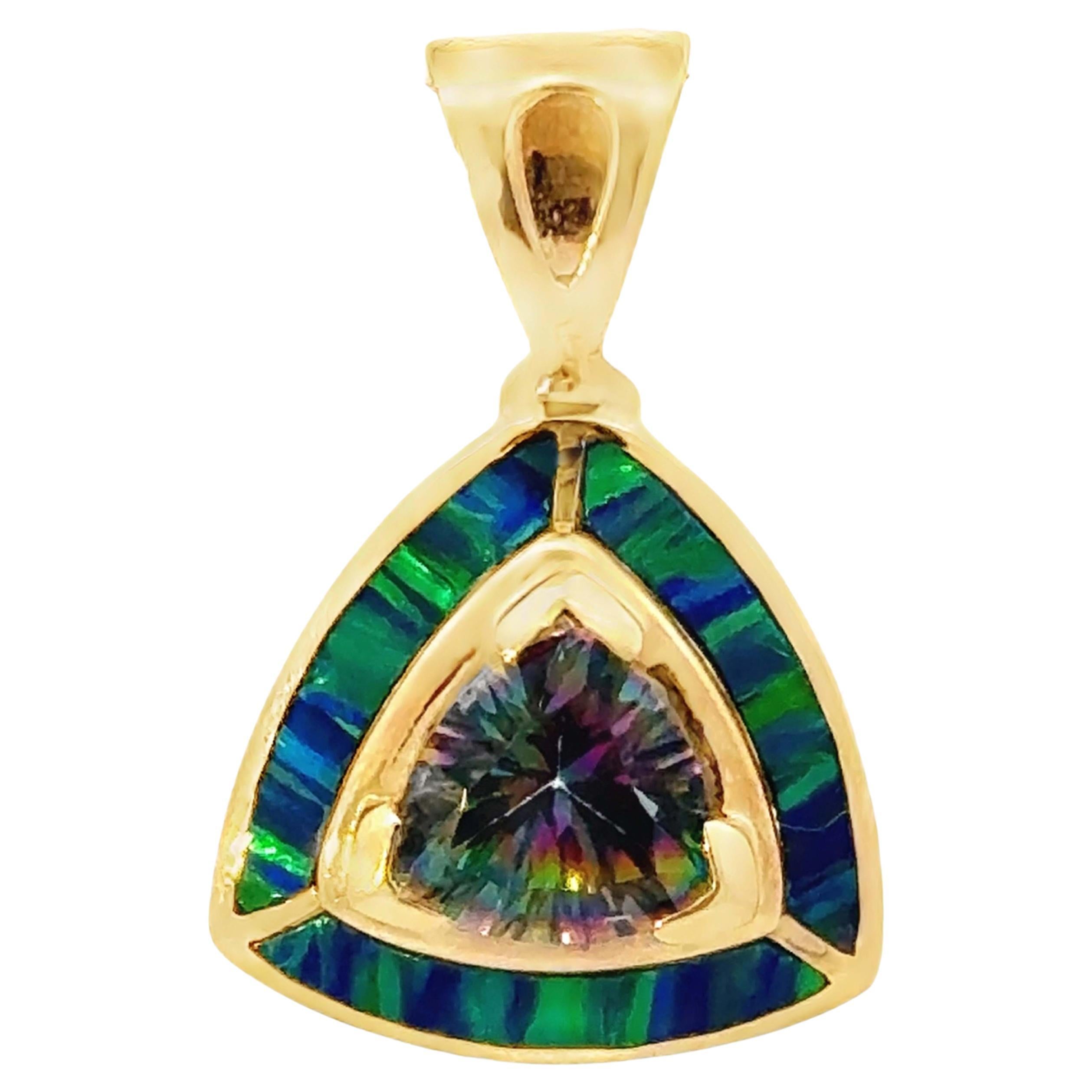 Pendentif Topaze Mystique Triangle Incrustation Opale Or Jaune 14k