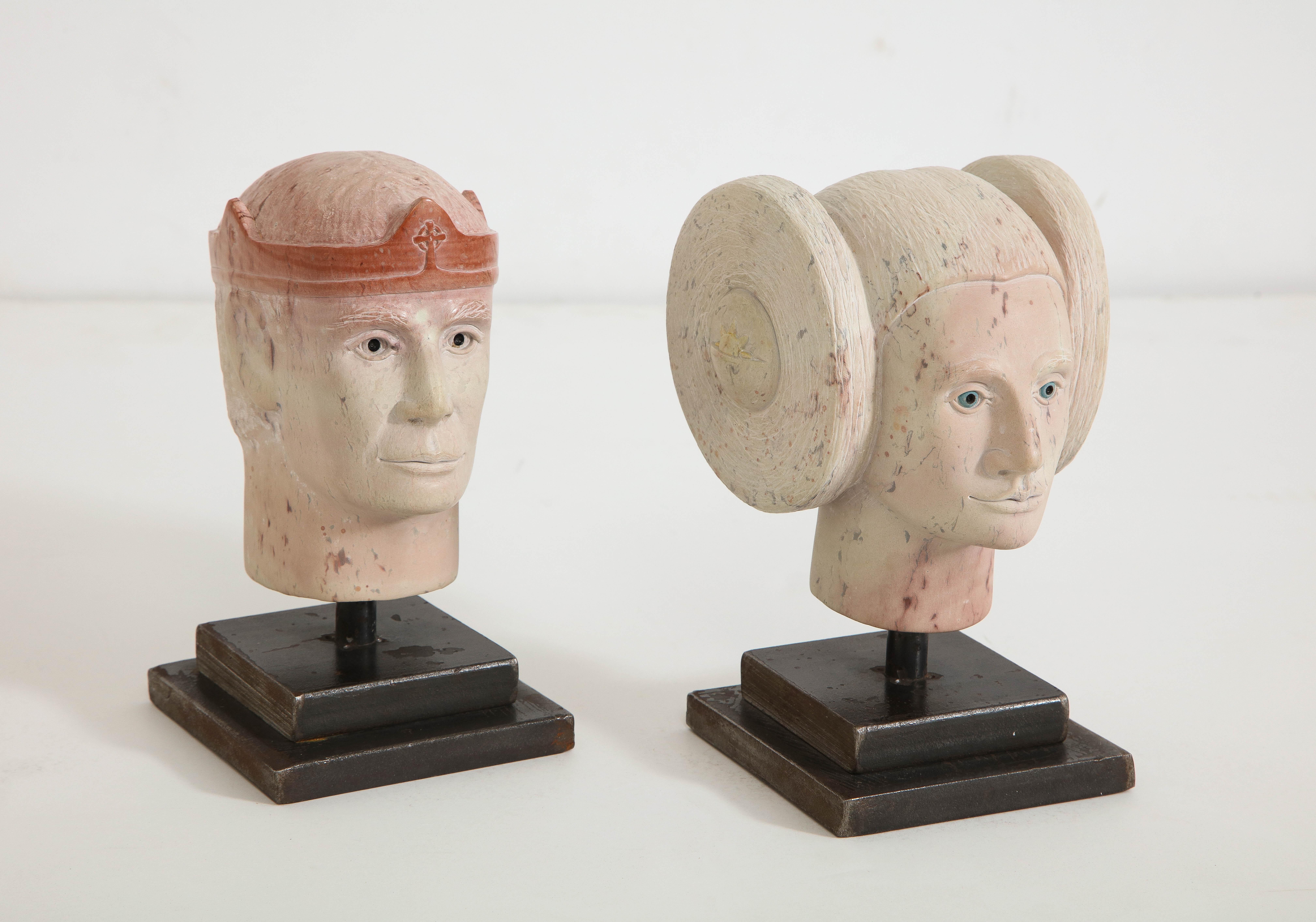 Canadese Principe e principessa mistici, sculture con testa in marmo granito di Scott McLeod in vendita