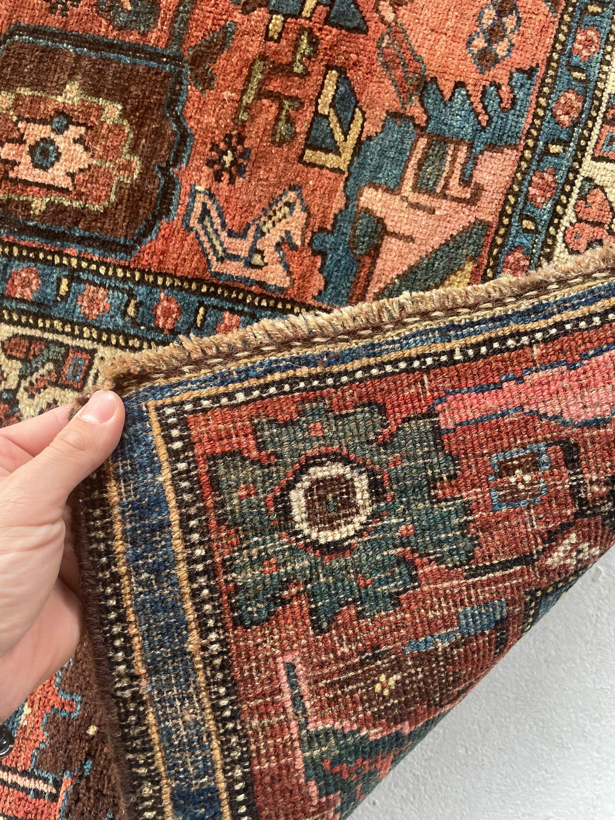 Alfombra mística de pueblo Halvai Bidjar antigua, c. 1900-1910 en Bueno estado para la venta en Milwaukee, WI