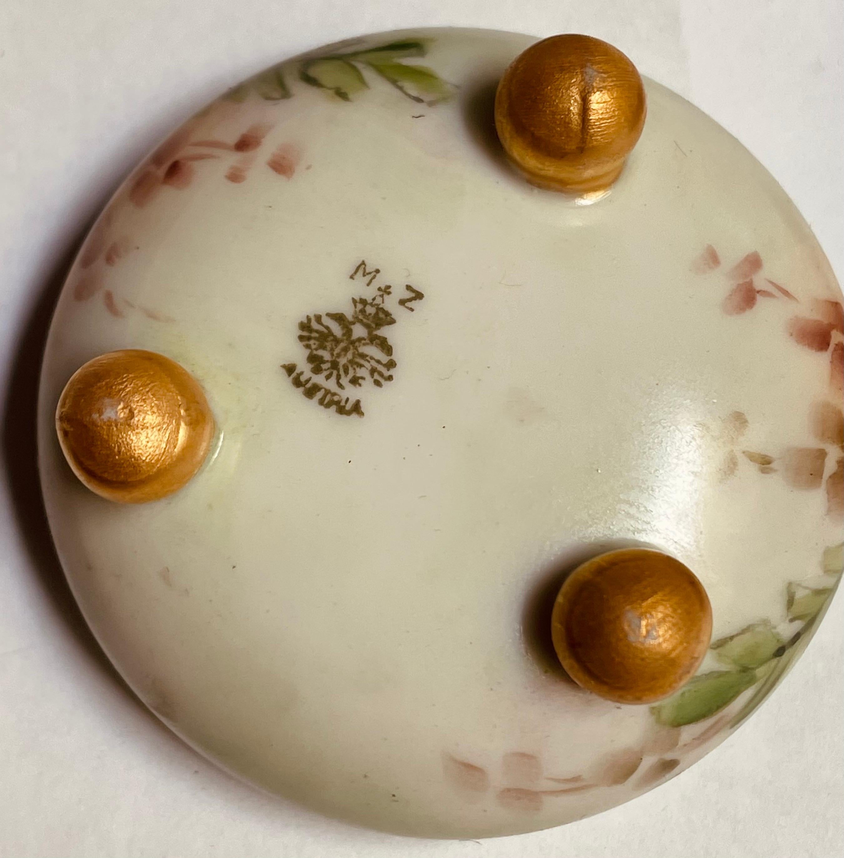 MZ Austria Salières individuelles peintes à la main Plats à noix Sels Ensemble de 4 en vente 5