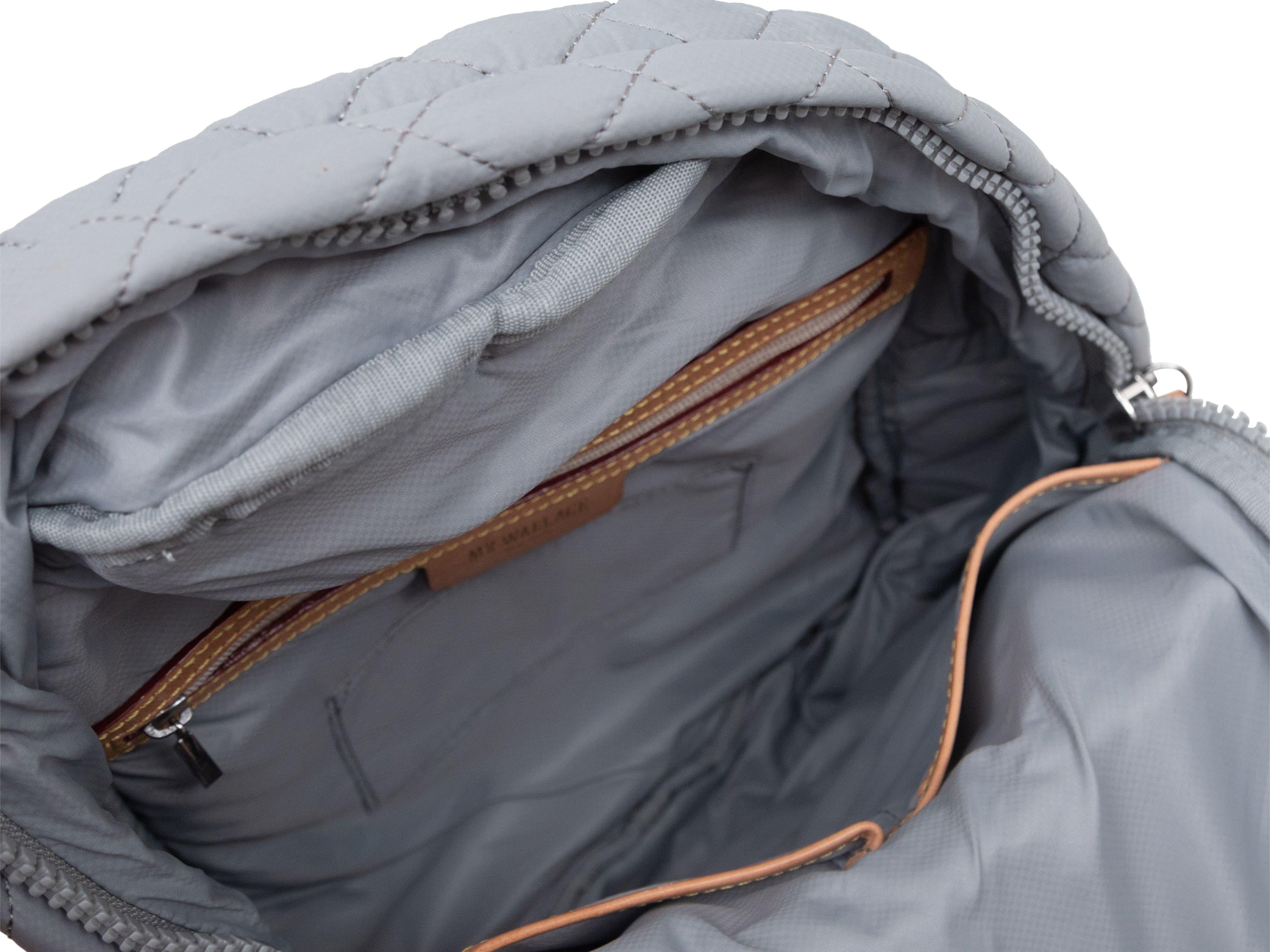 MZ Wallace Grau Gesteppter Mini-Rucksack im Zustand „Gut“ in New York, NY