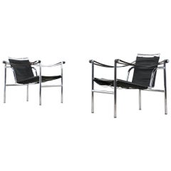 N° 175 / 176 Early / 2x Le Corbusier, P. Jeanneret & Ch. Perriand-LC1 Chair