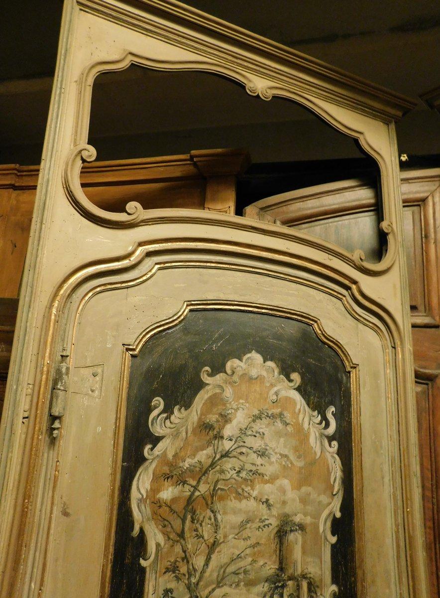 N. 2 internal doors in walnut and richly painted with frame and overdoor, Italy For Sale 2