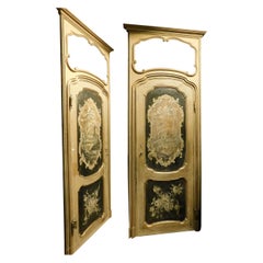 N. 2 internal doors in walnut and richly painted with frame and overdoor, Italy
