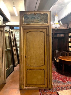 N. 2 porte da interno laccate gialle con telaio e sovraporta, italia