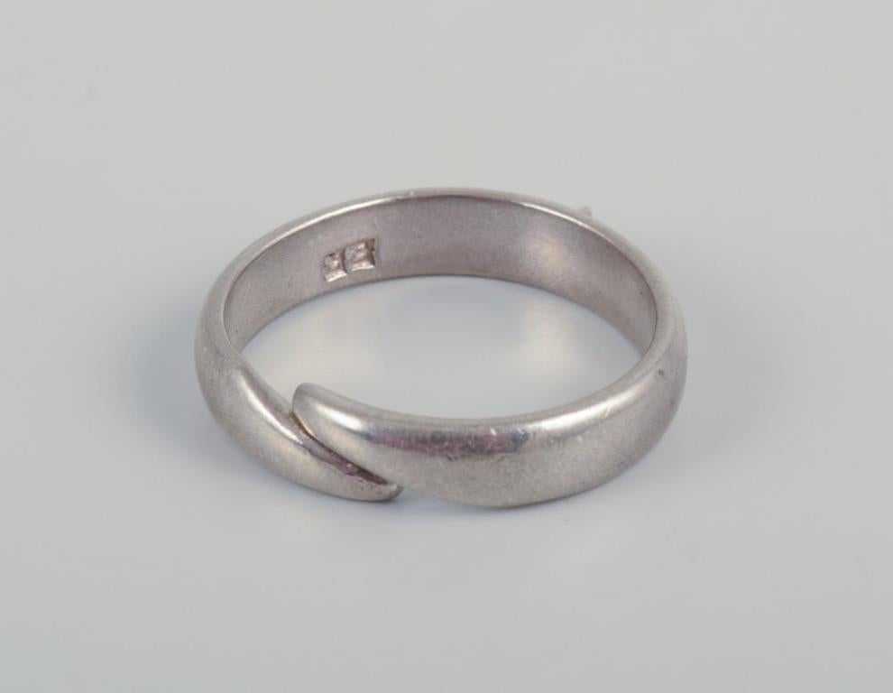 N. E. From et d'autres orfèvres danois. Quatre anneaux en argent sterling. en vente 1