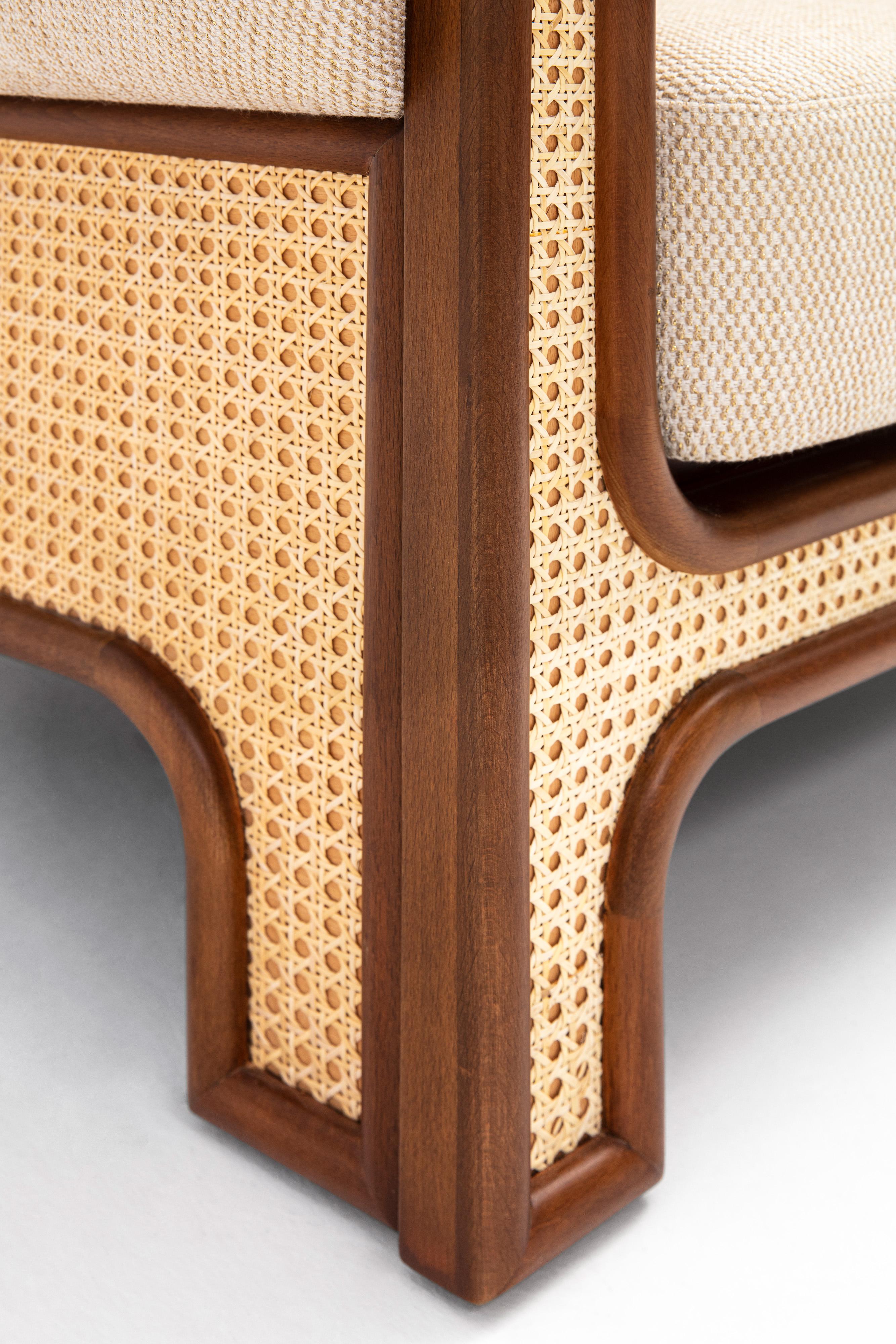 XXIe siècle et contemporain Fauteuil N-Gene beige de Merve Kahraman, bois de hêtre et tissu d'ameublement faits main en vente
