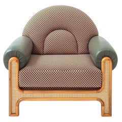 Fauteuil N-Gene Cherry
Olive de Merve Kahraman, bois et tapisserie faits main