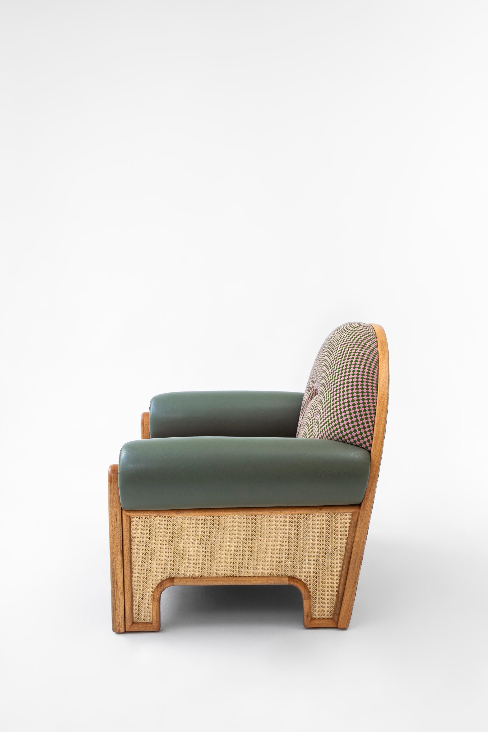 N-Gene-Sessel mit grünem Karo-Stoff und lila Leder (Arts and Crafts) im Angebot
