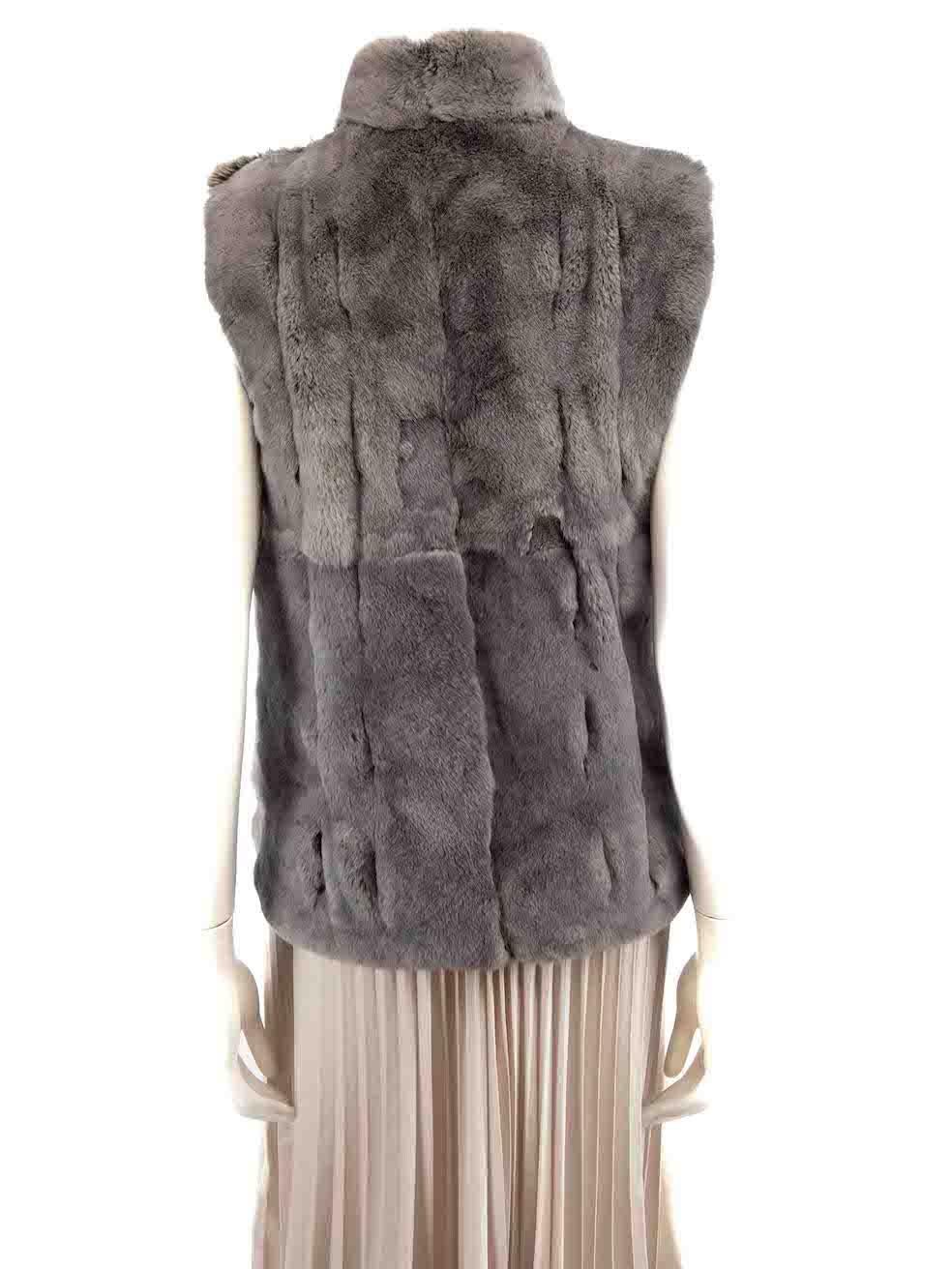 N. PEAL Grey Fur Cashmere Reversible Gilet Size M In Good Condition For Sale In London, GB