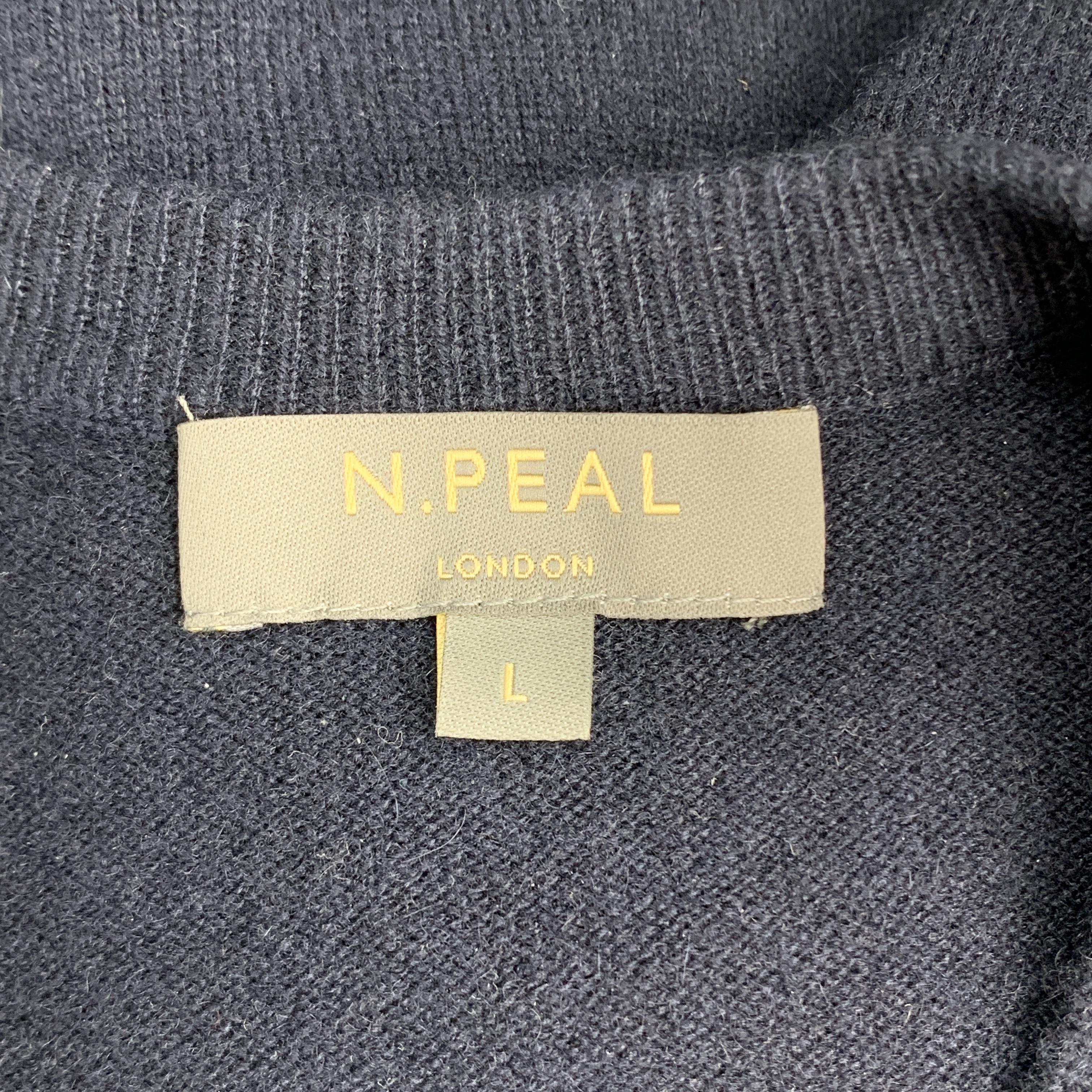 N. PEAL Size L Navy Cashmere V-Neck Sweater Vest In Excellent Condition In San Francisco, CA