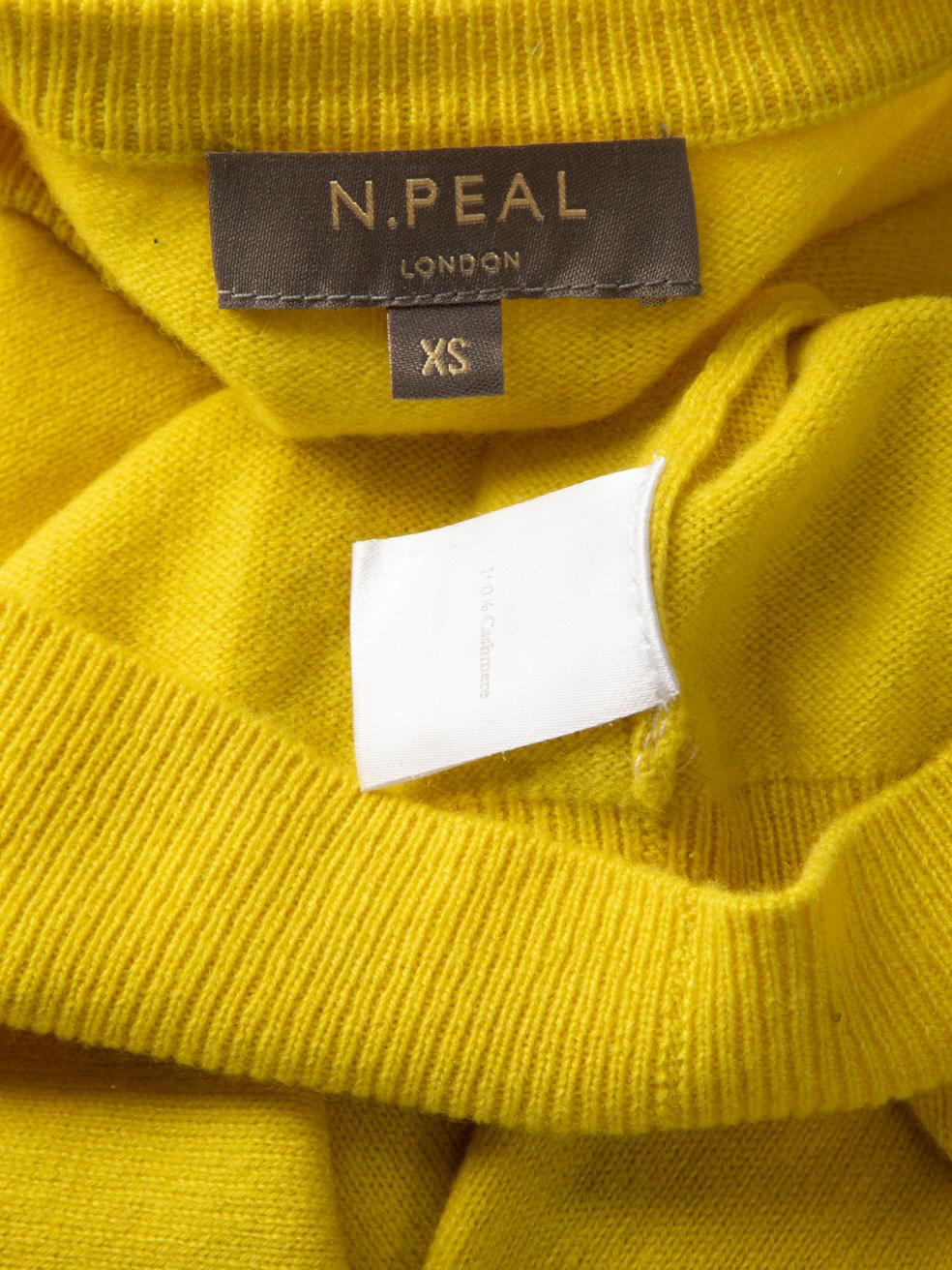 N. PEAL Yellow Cashmere Round Neck Knit Sweater Size XS In Good Condition For Sale In London, GB
