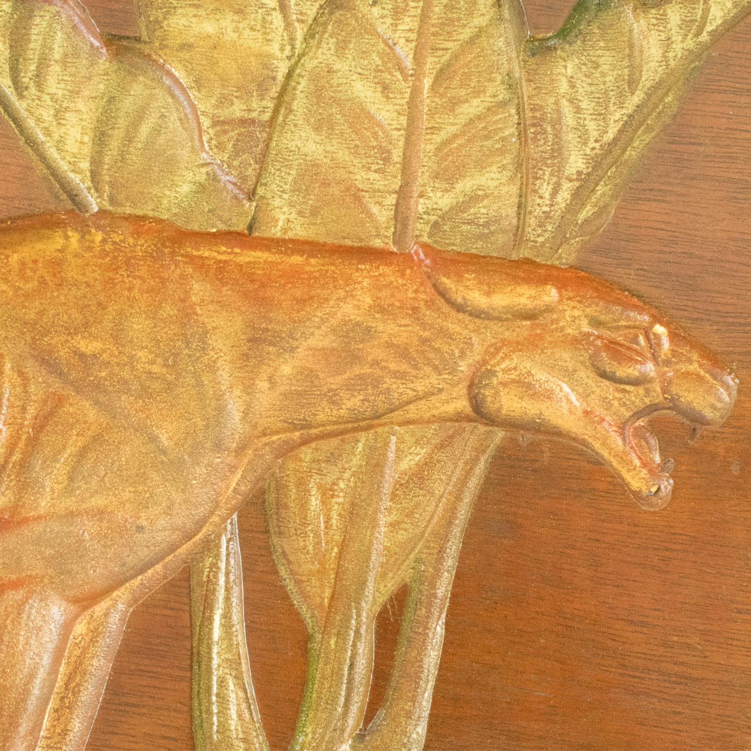Panthères dans le Jungle Art déco, panneau de bois doré sculpté de N. R. Brunet en vente 11