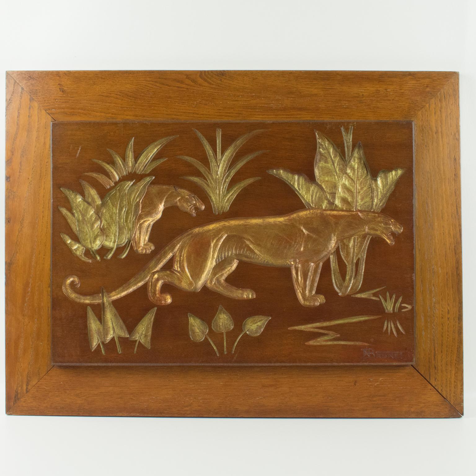 Panthères dans le Jungle Art déco, panneau de bois doré sculpté de N. R. Brunet en vente 4