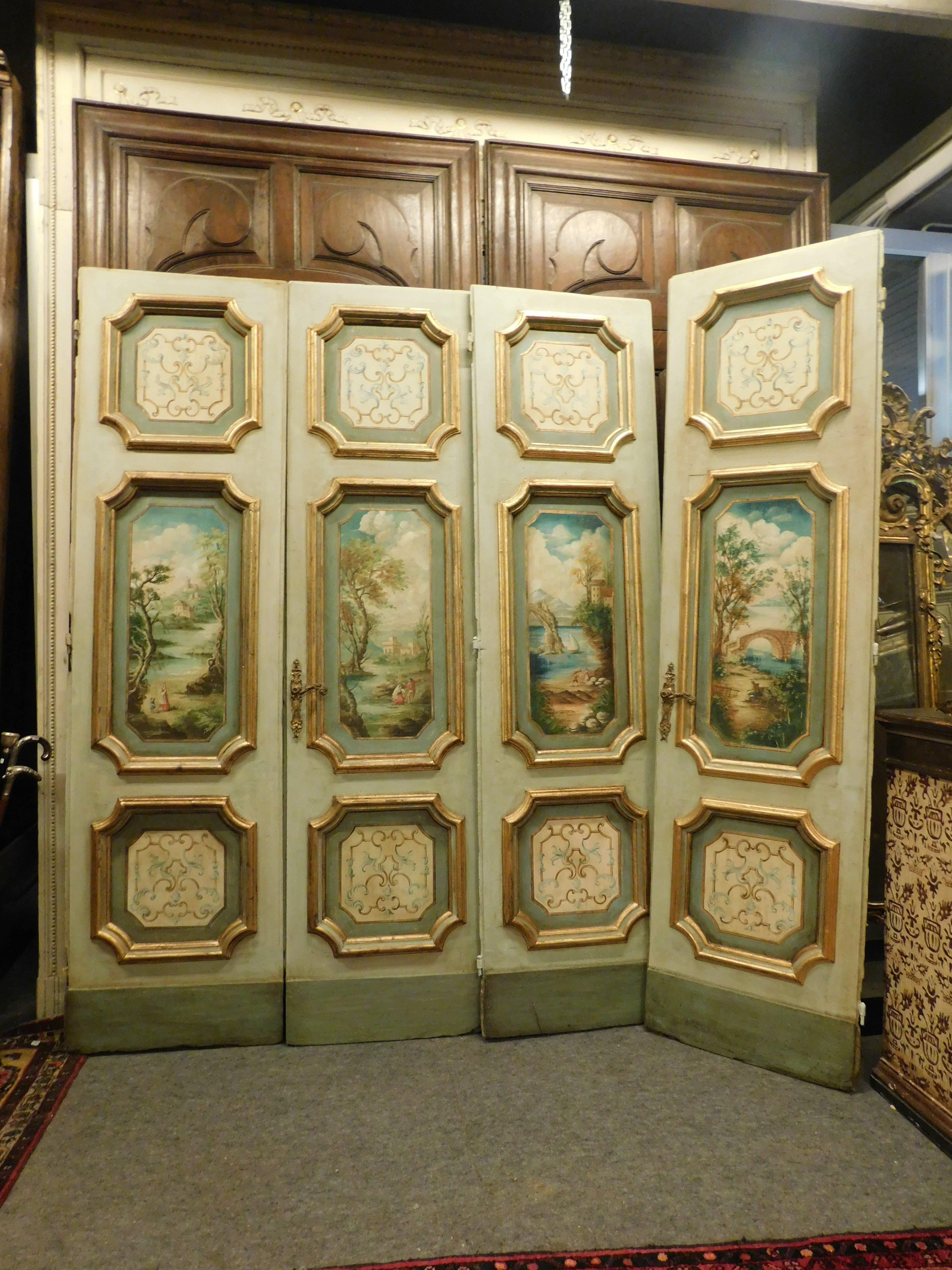 set di 2 porte doppie antiche, importanti e bellissime porte da interni in legno massiccio, riccamente dipinte con figure e paesaggi antichi, pannelli intagliati con modanature dorate a foglia d'oro zecchino, completate da retro laccato, originali