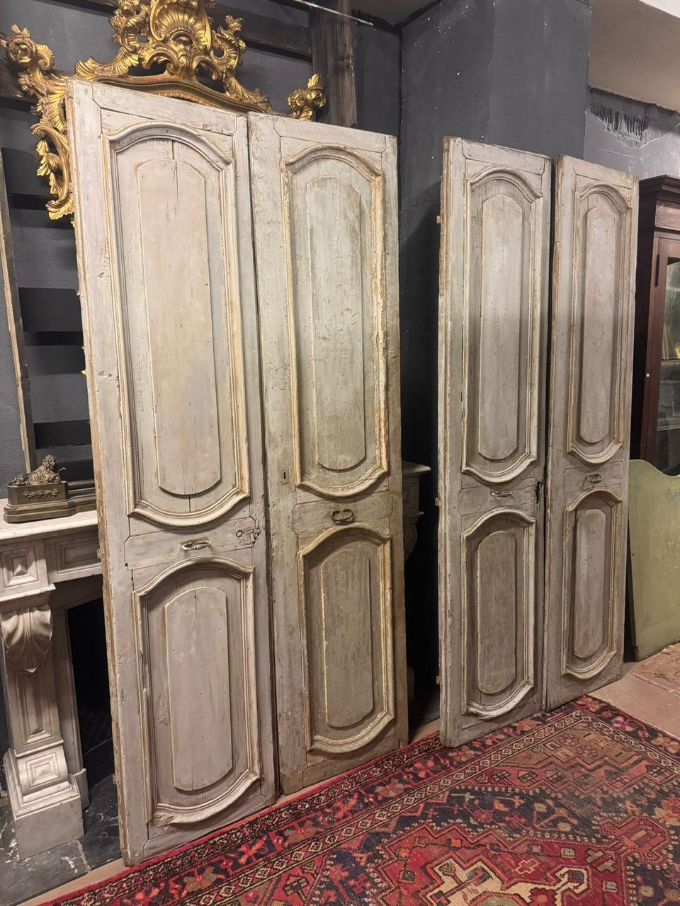N.2 Double interior doors in lacquered wood, in first patina, Italy (Kiefernholz) im Angebot