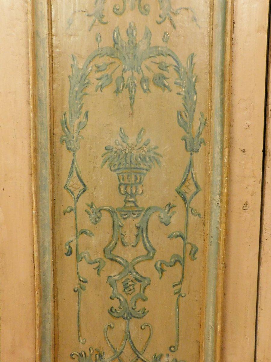 Lackierte und bemalte Doppelblatttüren N.2, Gelb, 18. Jahrhundert Rom, „Italien“ (Pappelholz) im Angebot