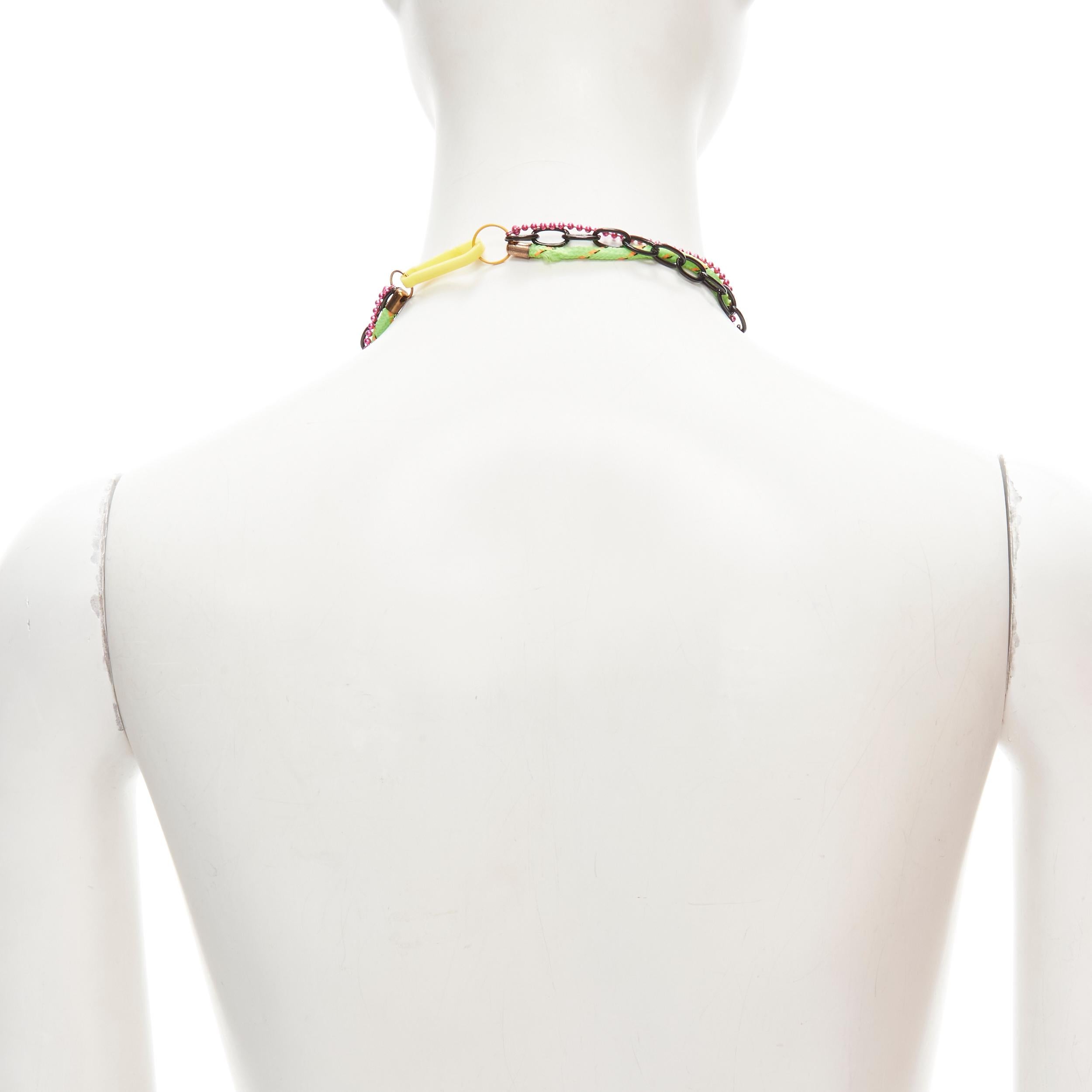 N2 LES NEREIDES Harajuku-Halskette mit bunten Gänseblümchen und karierten Bändern im Angebot 2