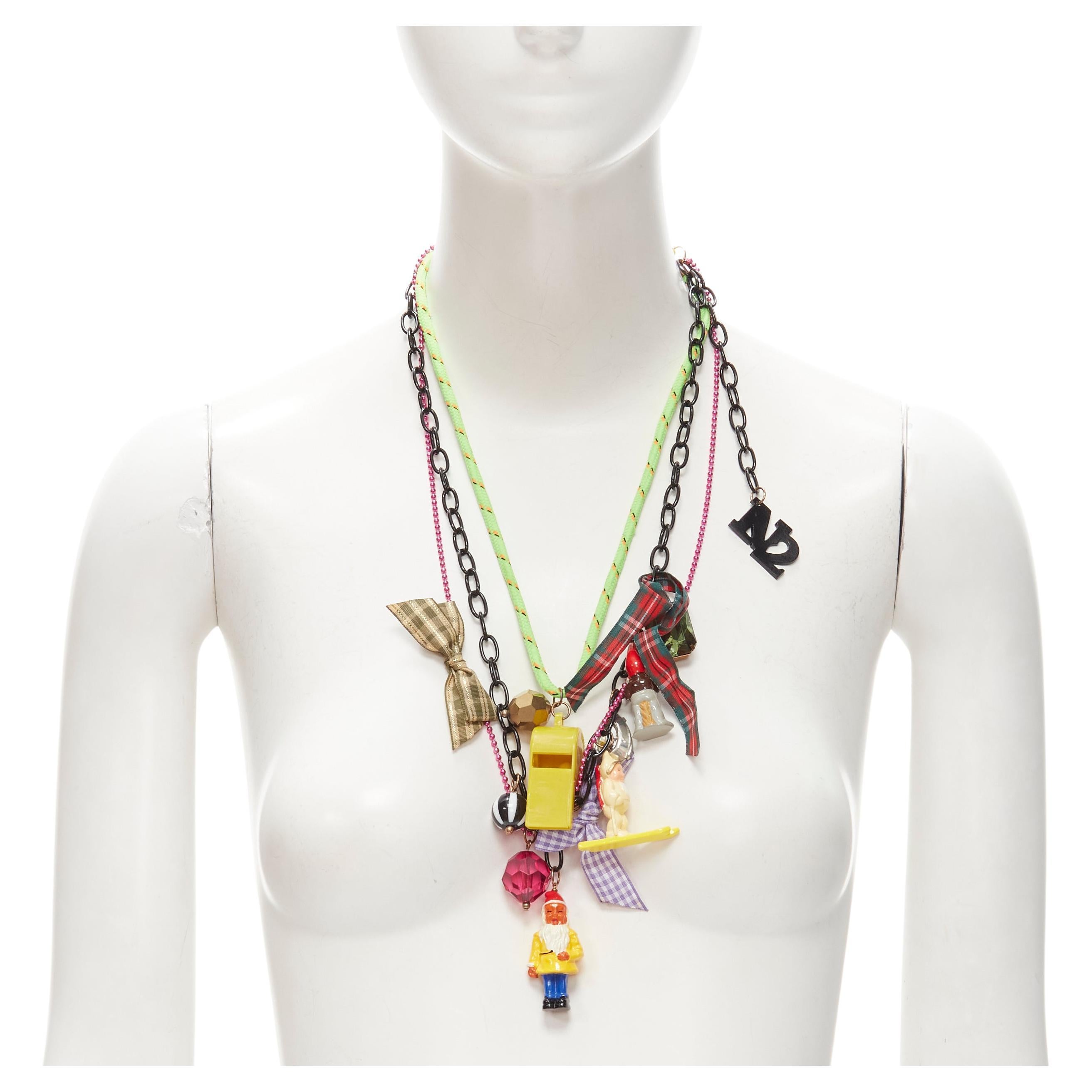 N2 LES NEREIDES Harajuku-Halskette mit bunten Gänseblümchen und karierten Bändern im Angebot