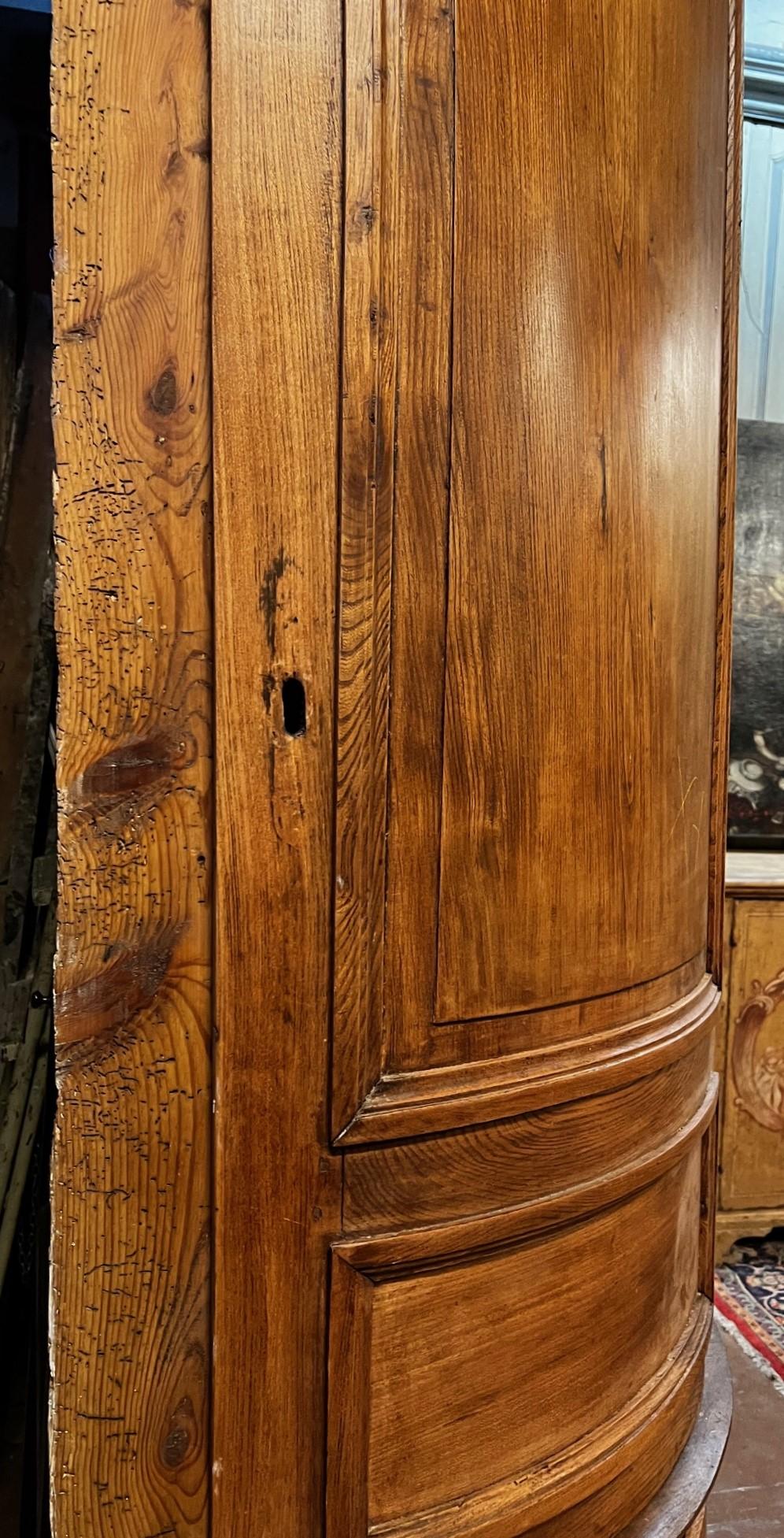 No.2 placard oak cornerboards with top and bottom panels, italy For Sale 11
