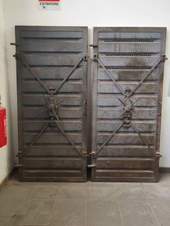 n.2 porte blindate di rifugio antiaereo o cassaforte, Milano