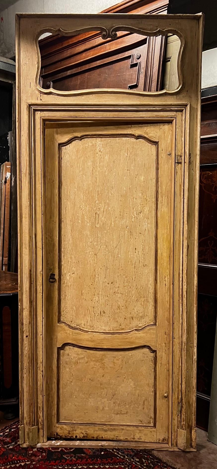 Barocco n.2 Porte da interno laccate gialle con telaio e sovraporta, italia in vendita